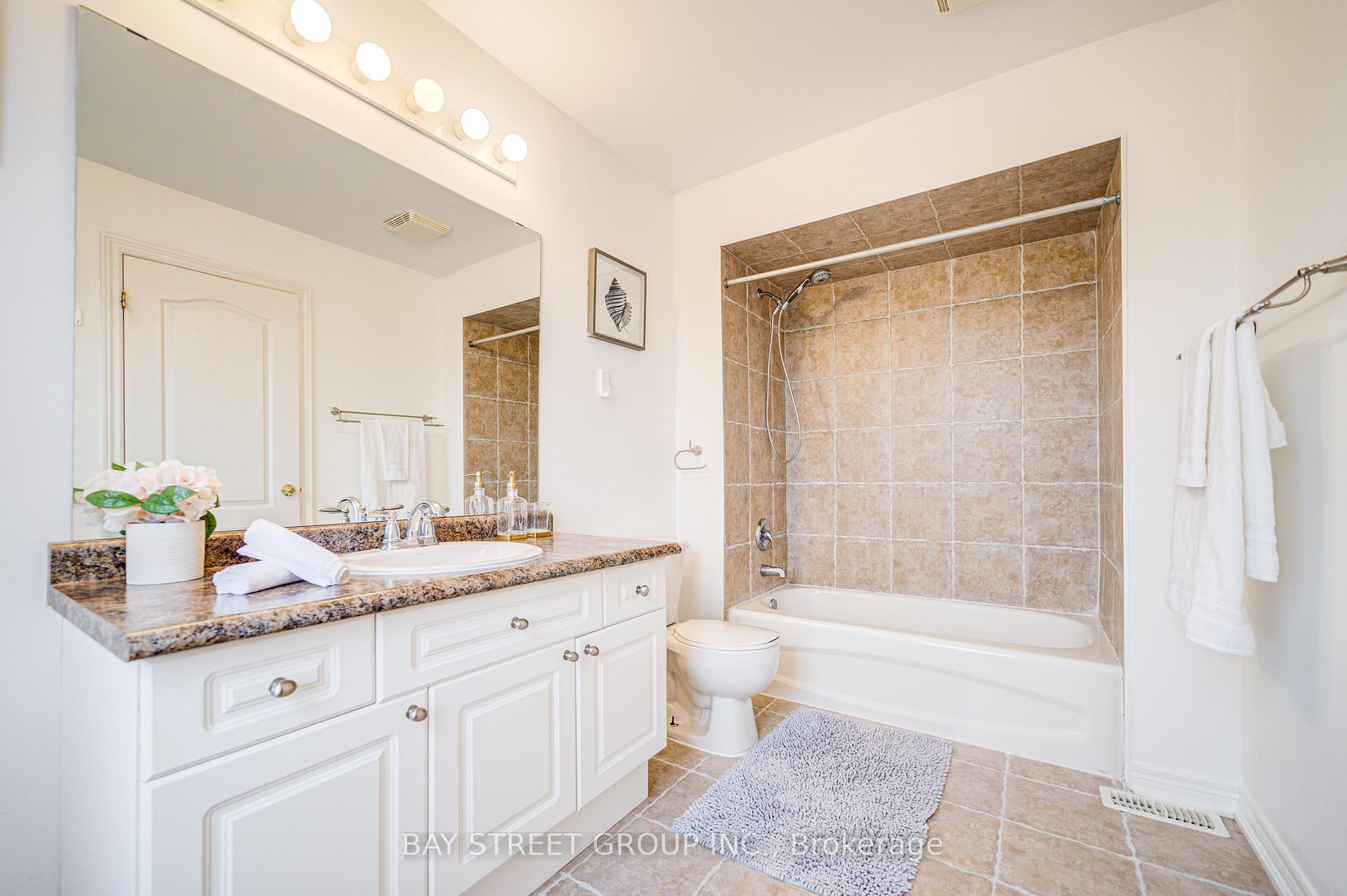 Photo 31 of Unit 54, 1085 Harrogate Drive, Hamilton, Meadowlands — HOMEH