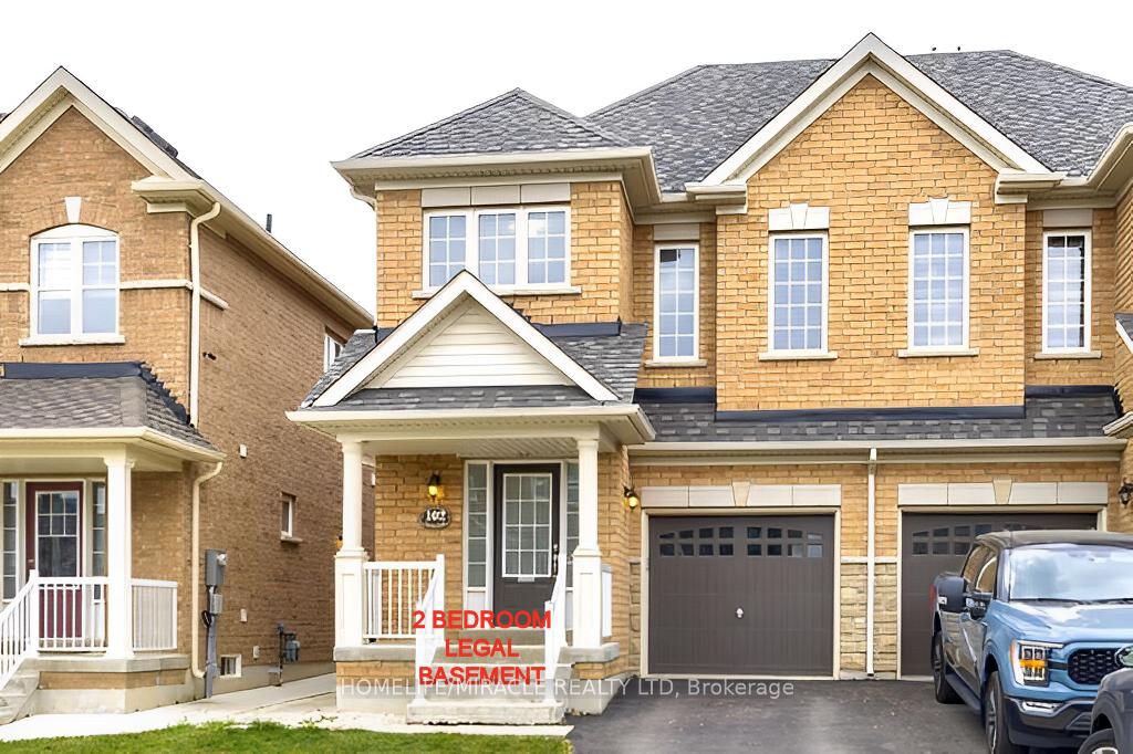 Front of 102 Lanark Circle