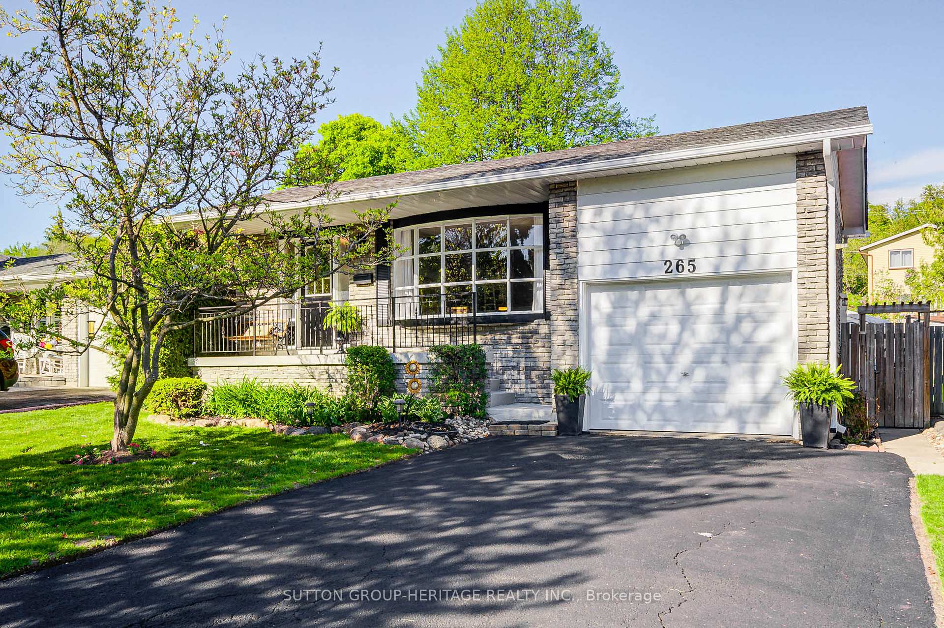 Photo 1 of 265 Viewmount Street, Oshawa, Donevan — HOMEH