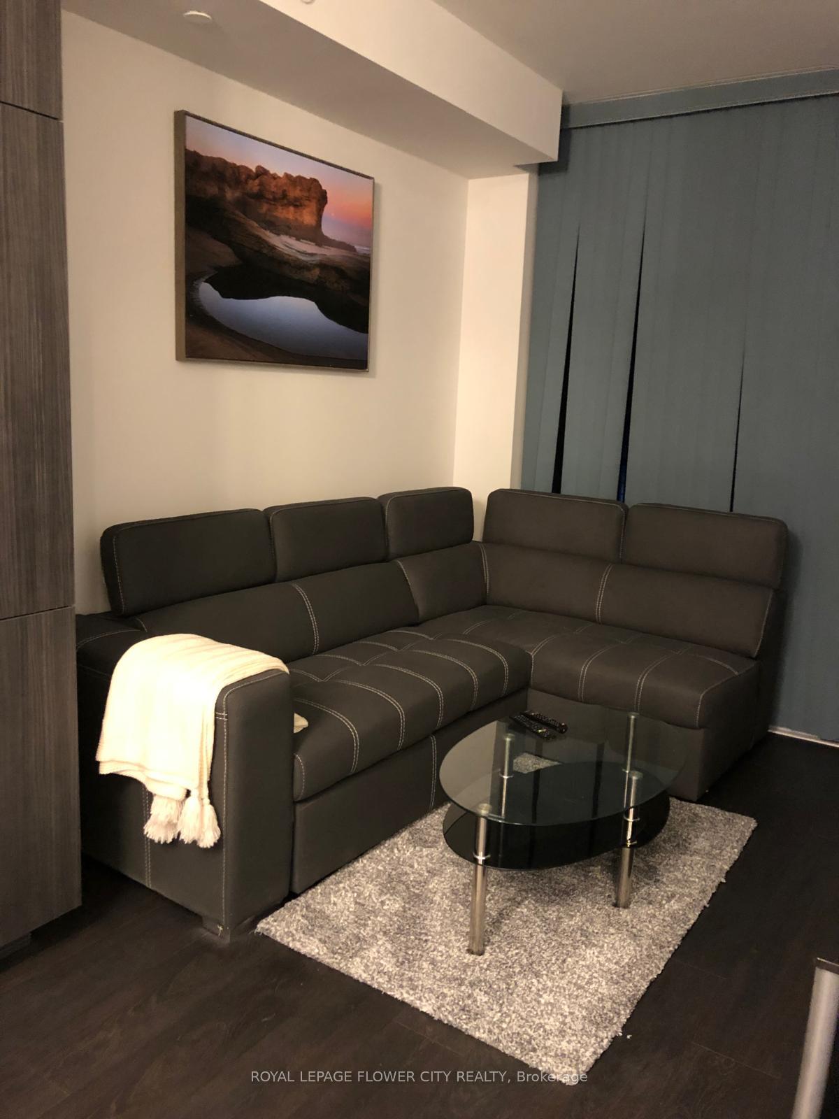 Photo 9 of Unit 3804, 8 Eglinton Avenue E, Toronto, Yonge-Eglinton — HOMEH