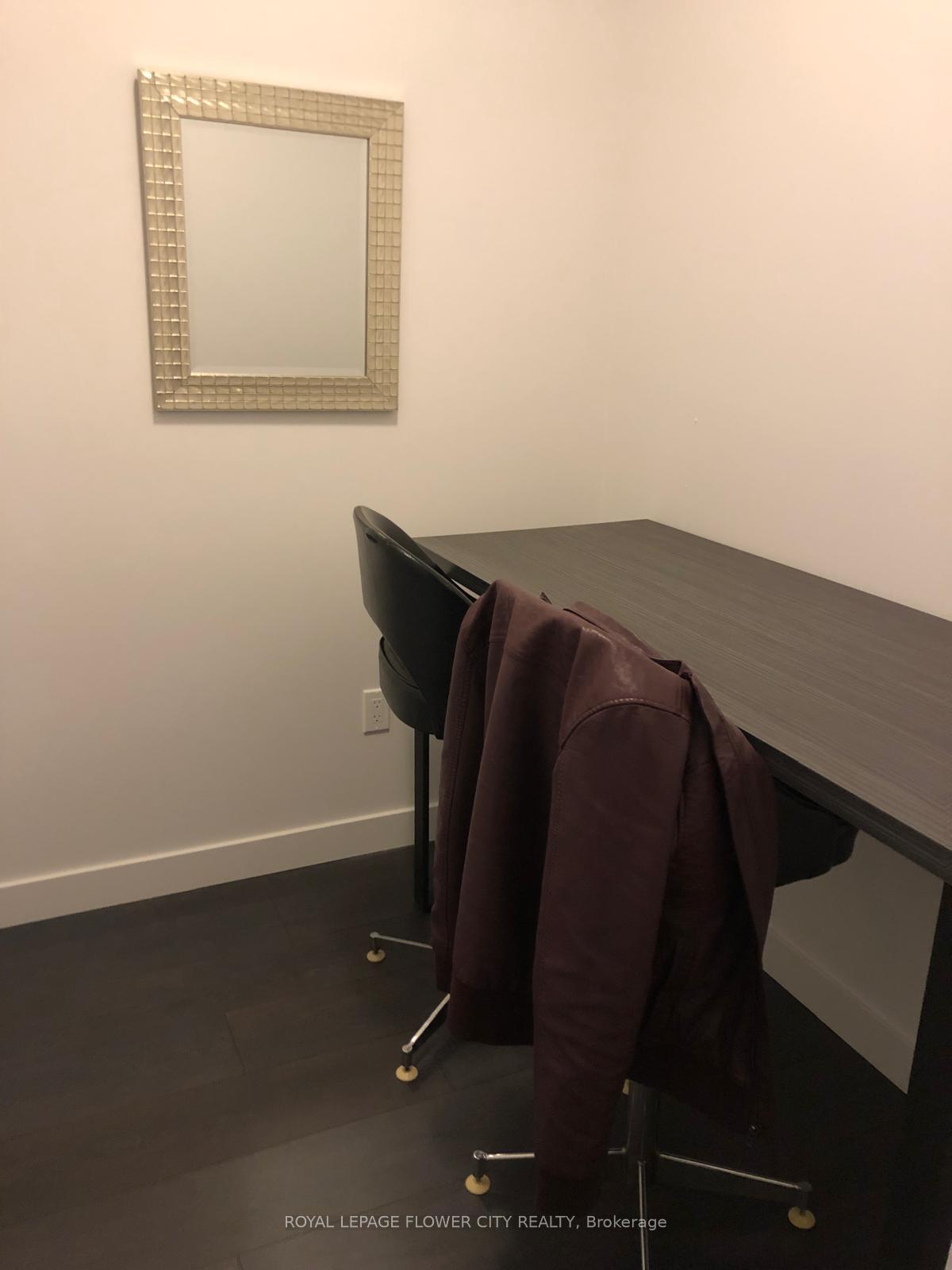 Photo 7 of Unit 3804, 8 Eglinton Avenue E, Toronto, Yonge-Eglinton — HOMEH