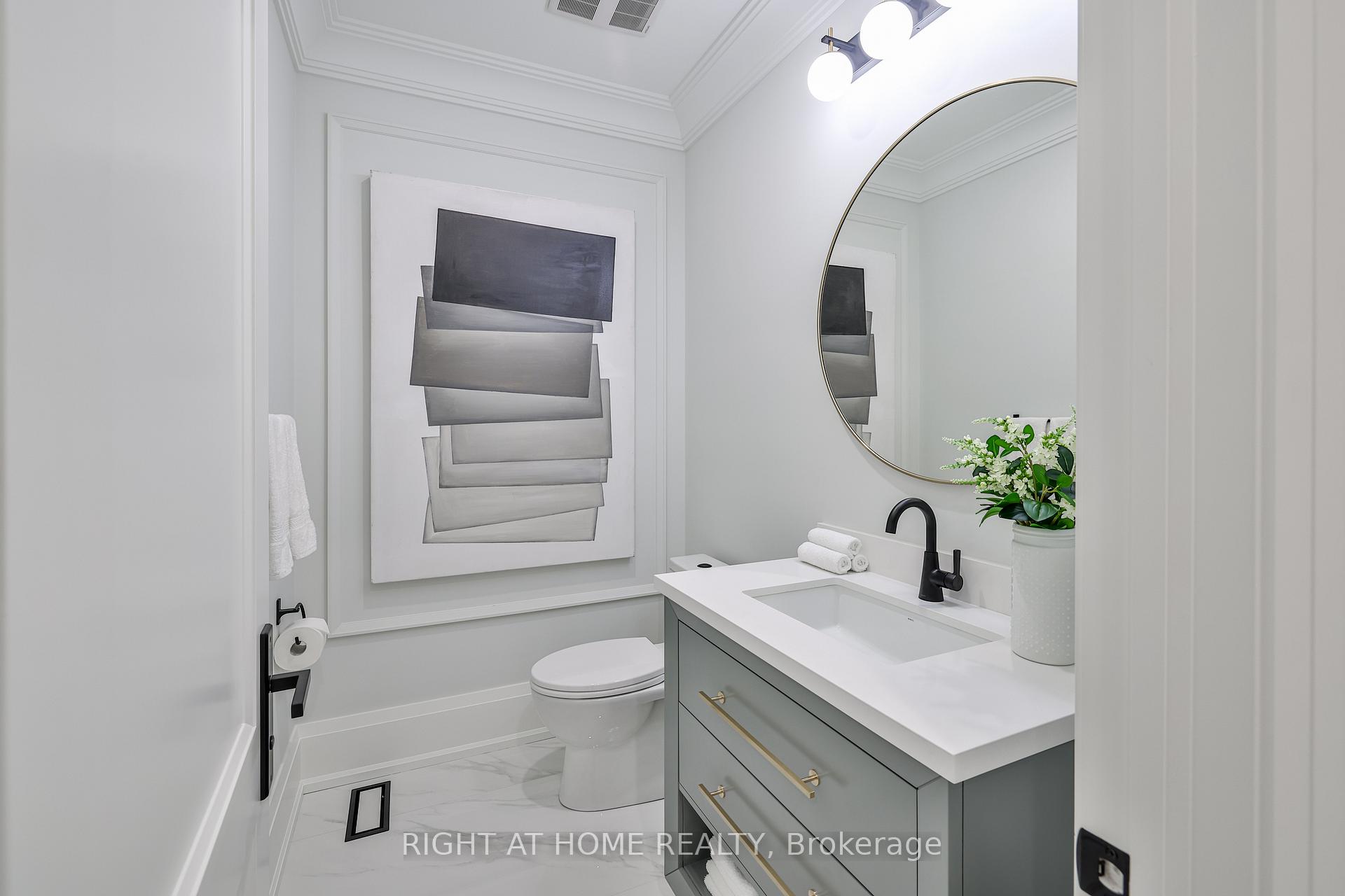Photo 28 of 8 Hughson Drive, Markham, Buttonville — HOMEH