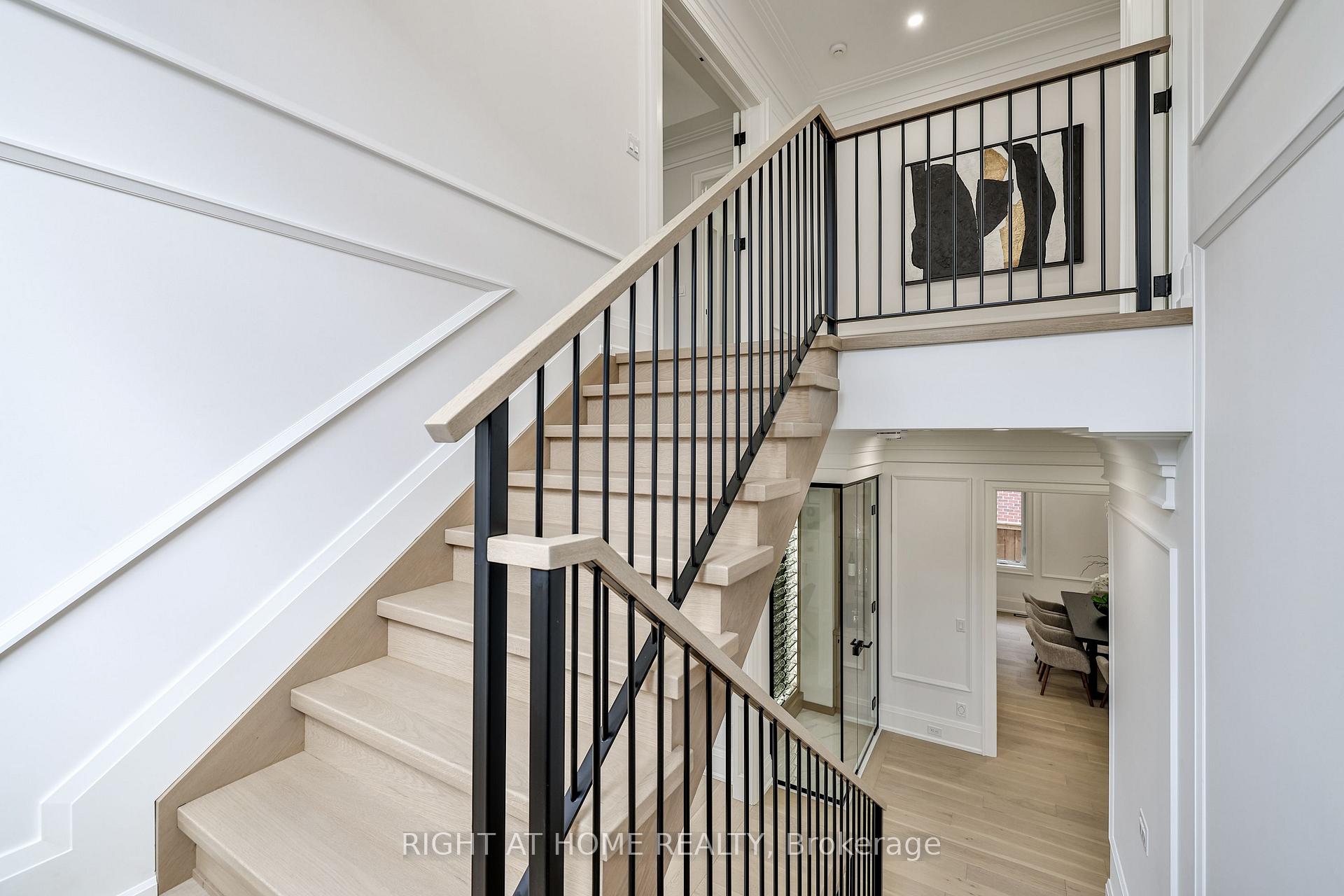 Photo 8 of 8 Hughson Drive, Markham, Buttonville — HOMEH