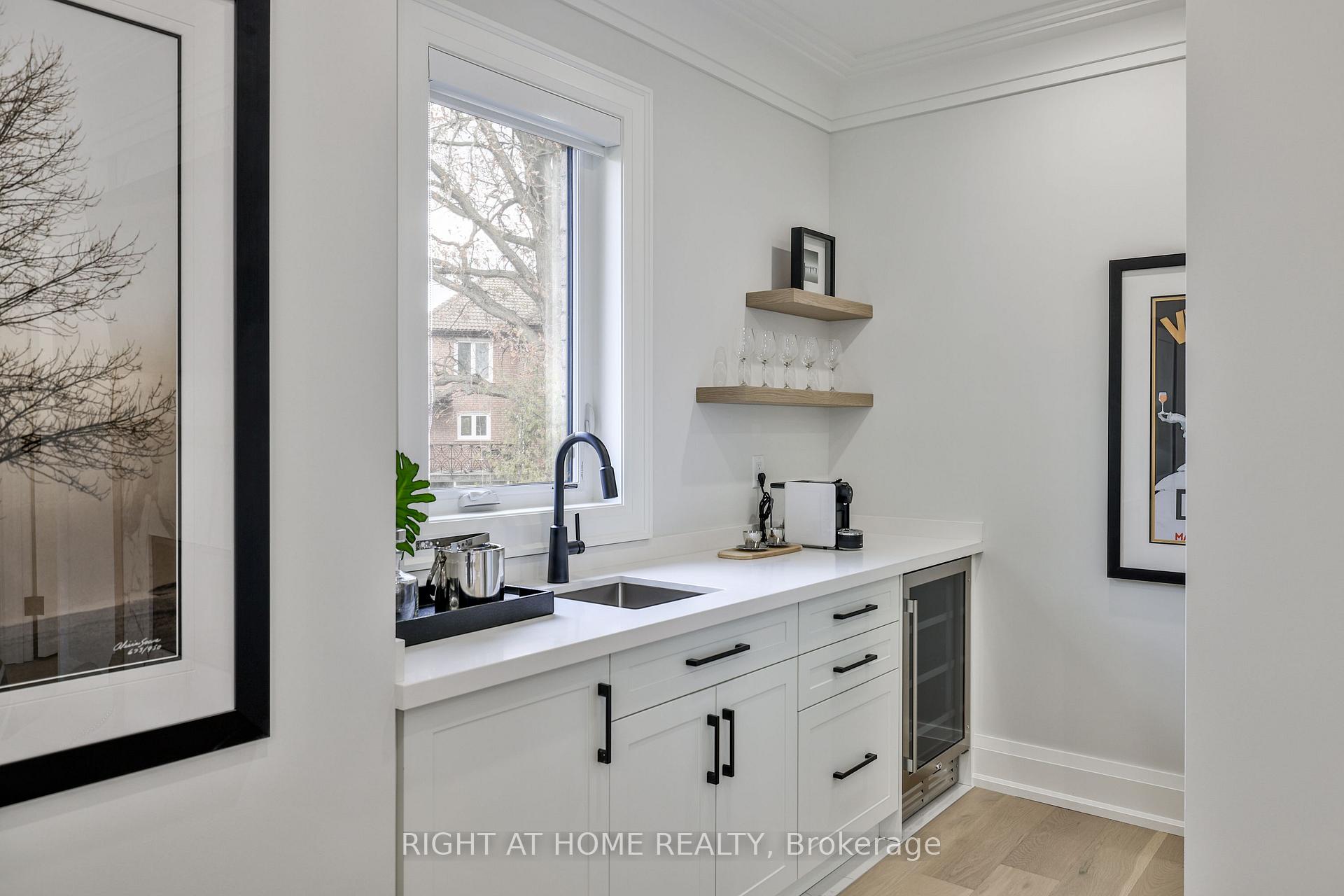 Photo 19 of 8 Hughson Drive, Markham, Buttonville — HOMEH