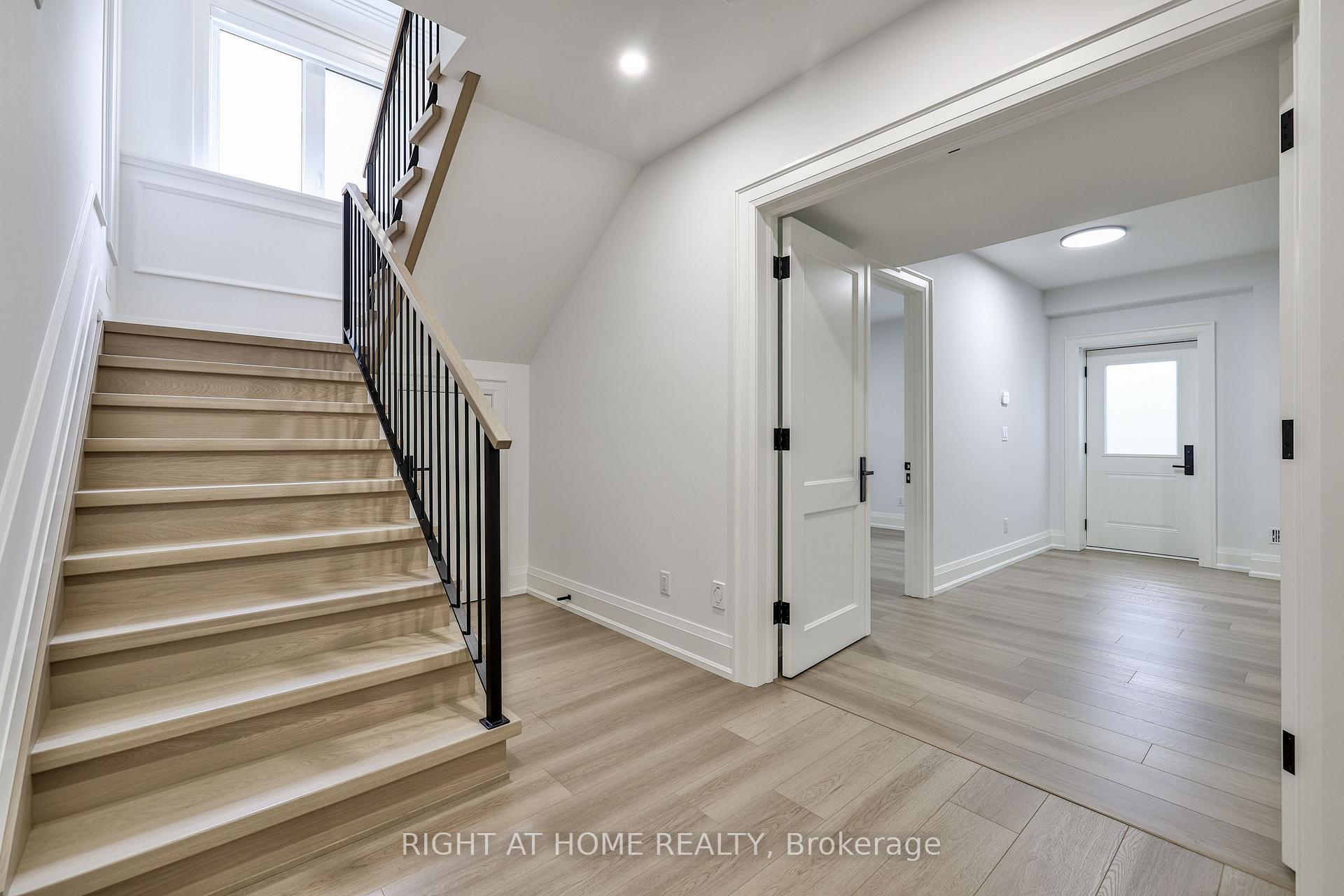 Photo 31 of 8 Hughson Drive, Markham, Buttonville — HOMEH