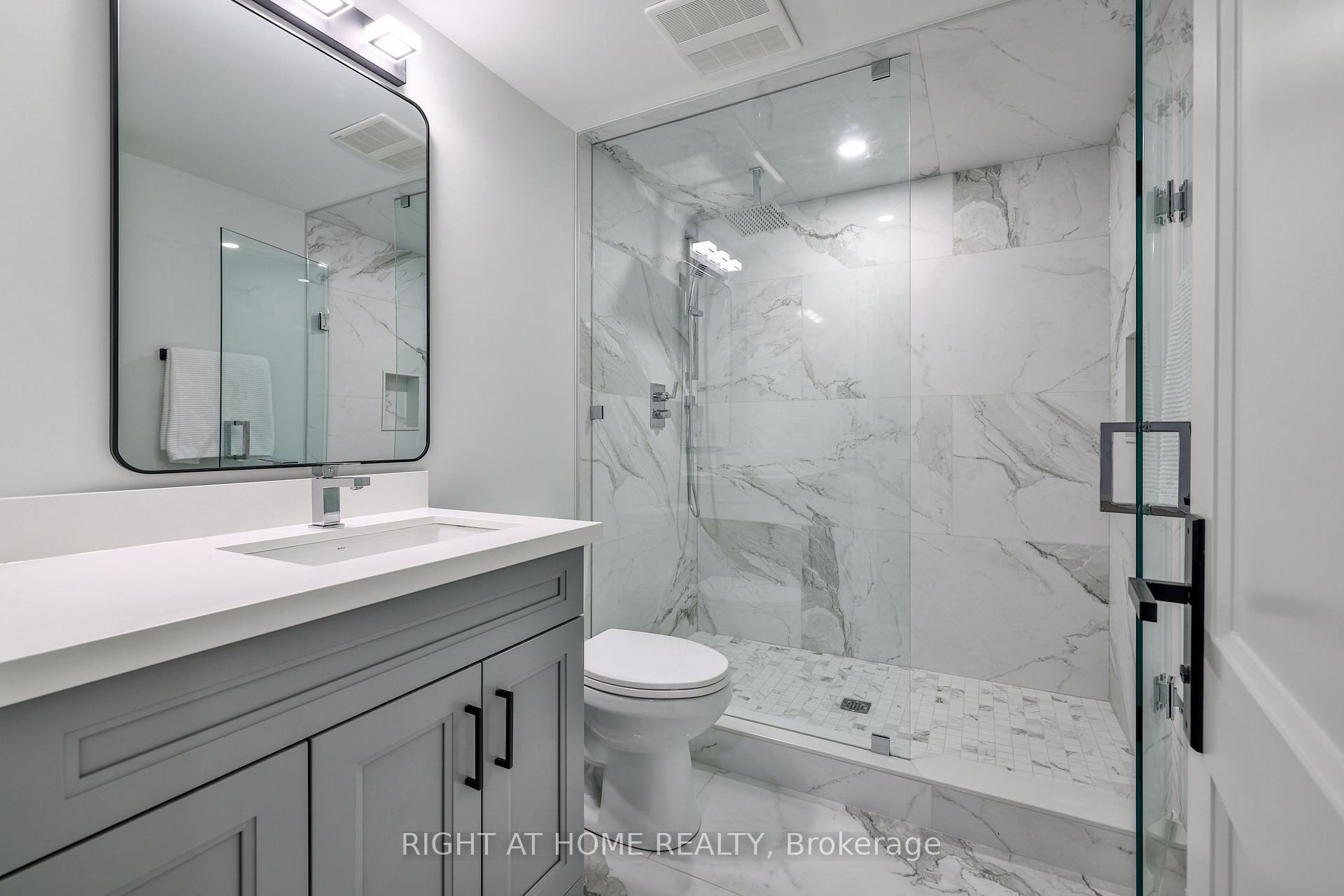 Photo 40 of 8 Hughson Drive, Markham, Buttonville — HOMEH