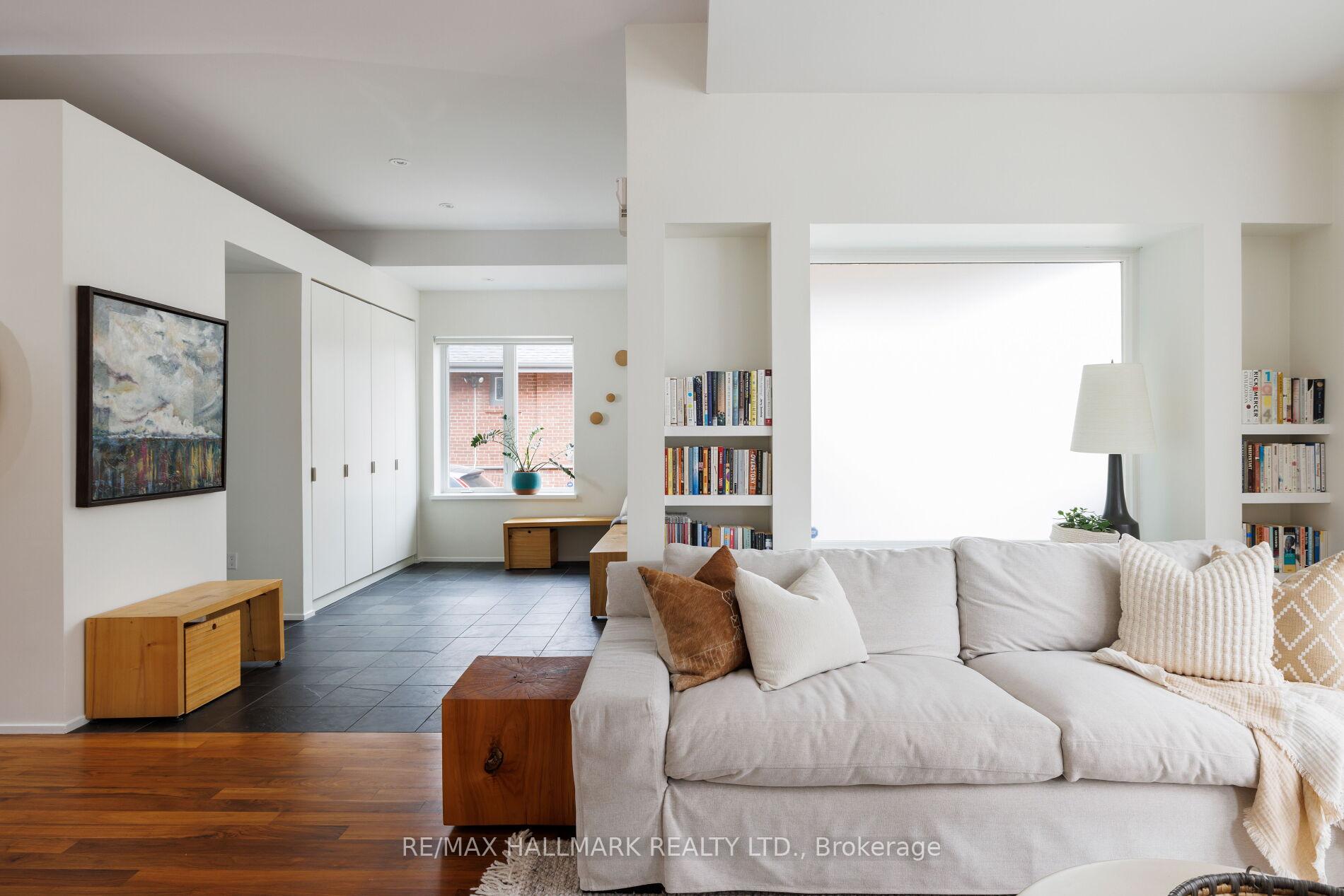 Photo 3 of 18 Bingham Avenue, Toronto, The Beaches — HOMEH