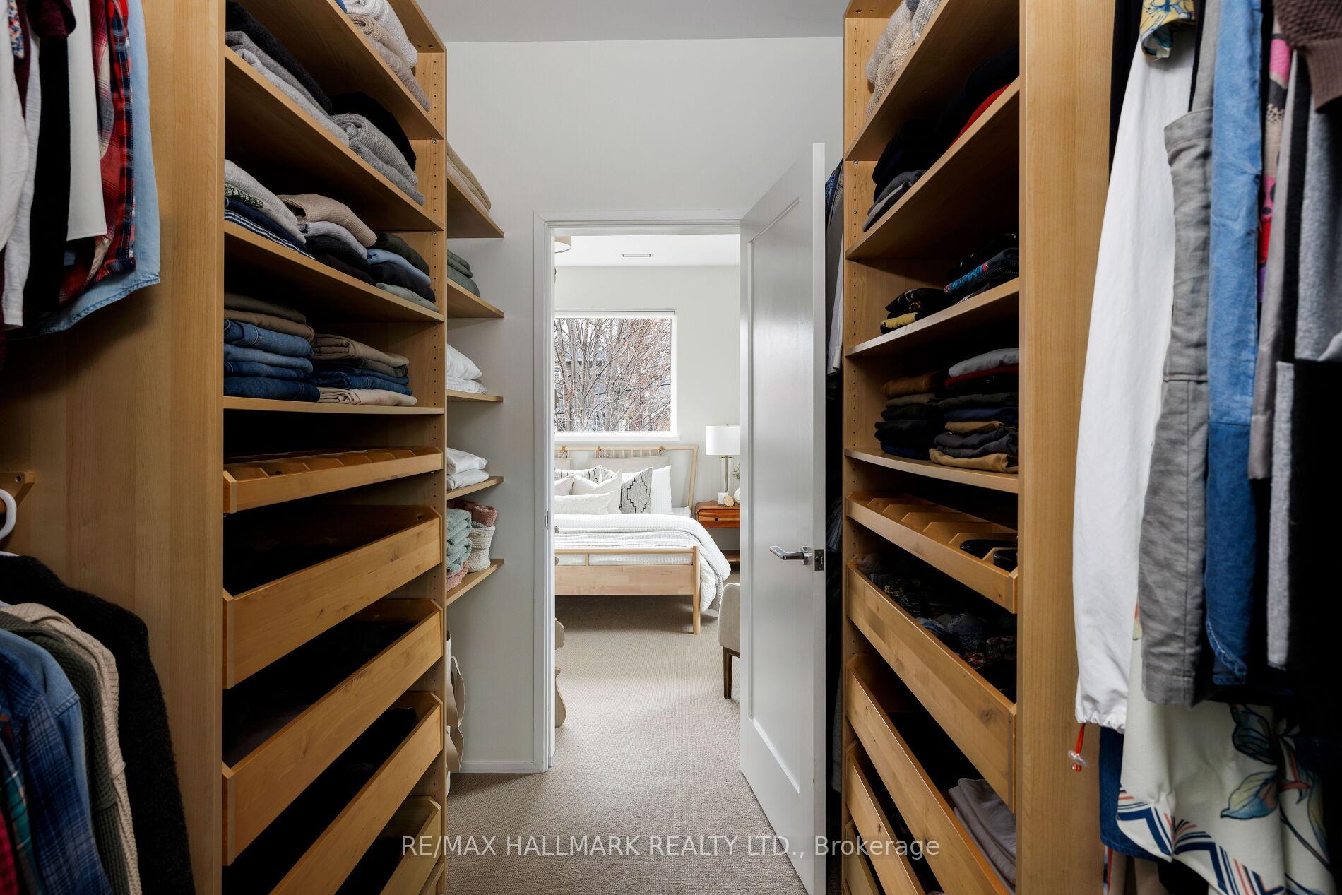Photo 20 of 18 Bingham Avenue, Toronto, The Beaches — HOMEH