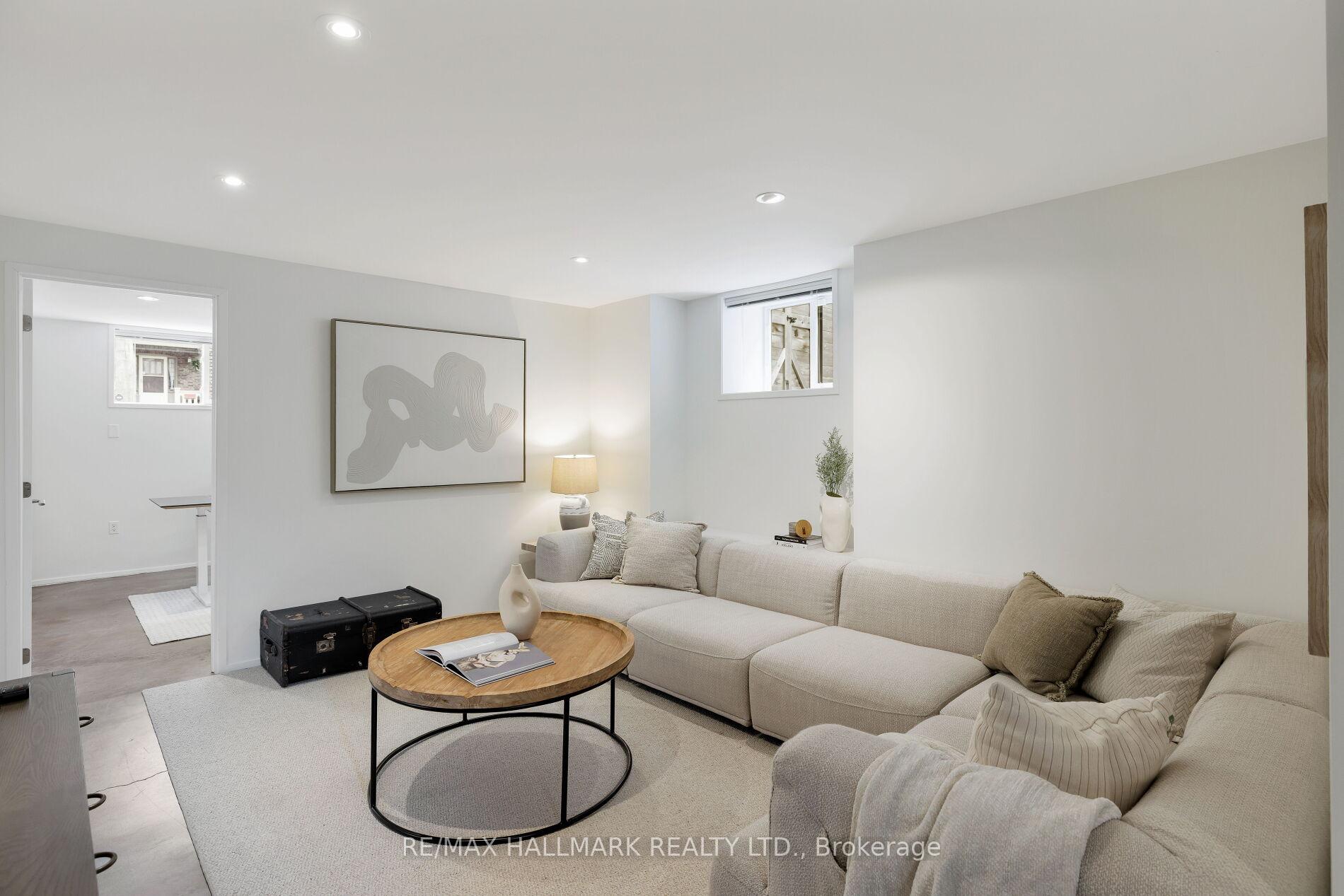 Photo 26 of 18 Bingham Avenue, Toronto, The Beaches — HOMEH