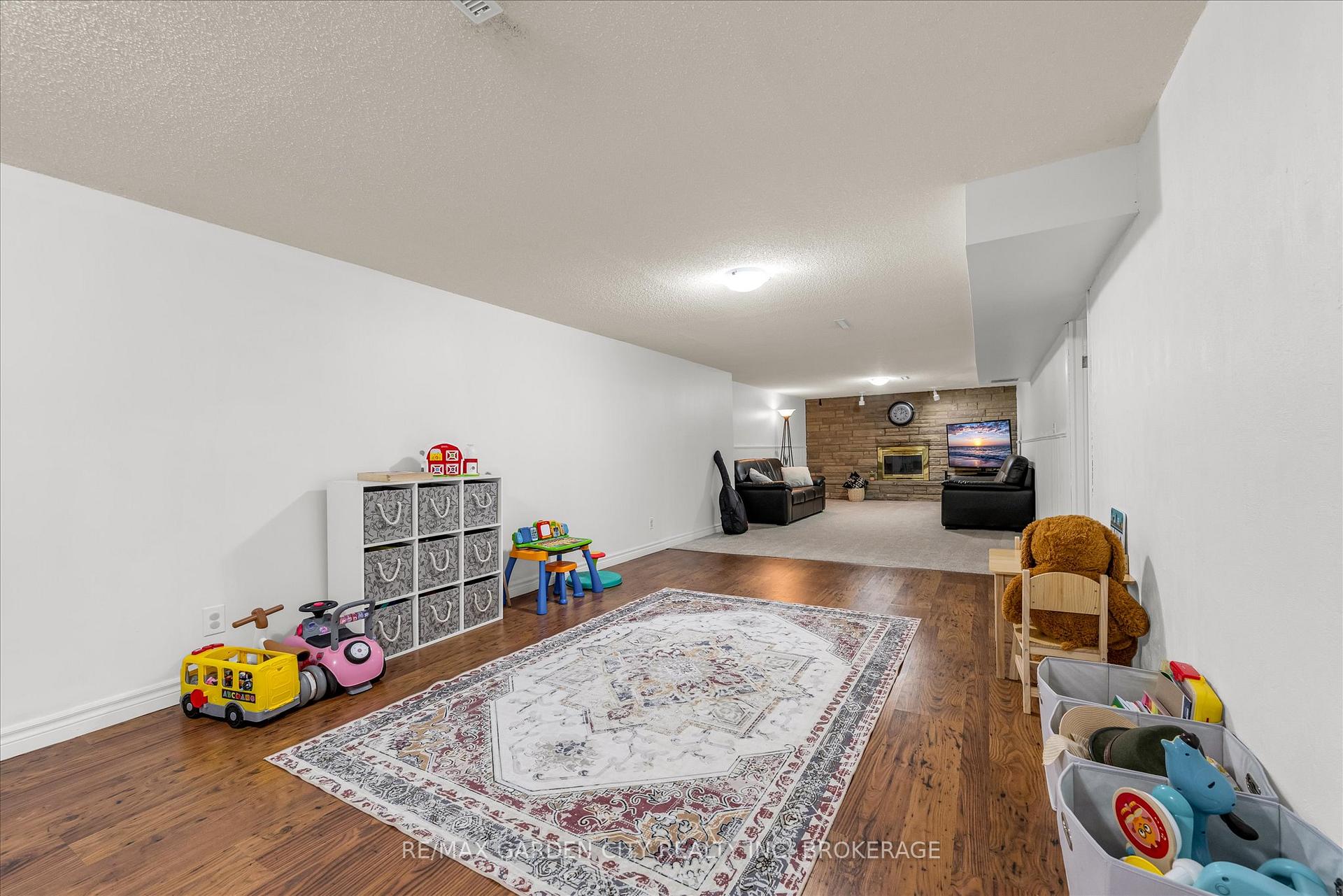 Photo 19 of 58 Diffin Drive, Welland, Prince Charles — HOMEH
