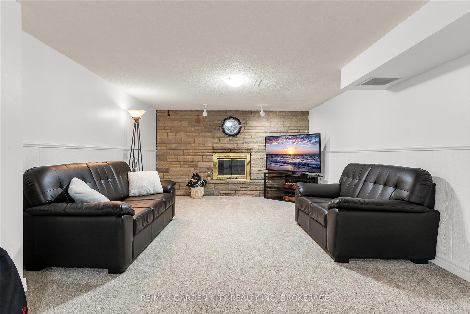 Photo 36 of 58 Diffin Drive, Welland, Prince Charles — HOMEH
