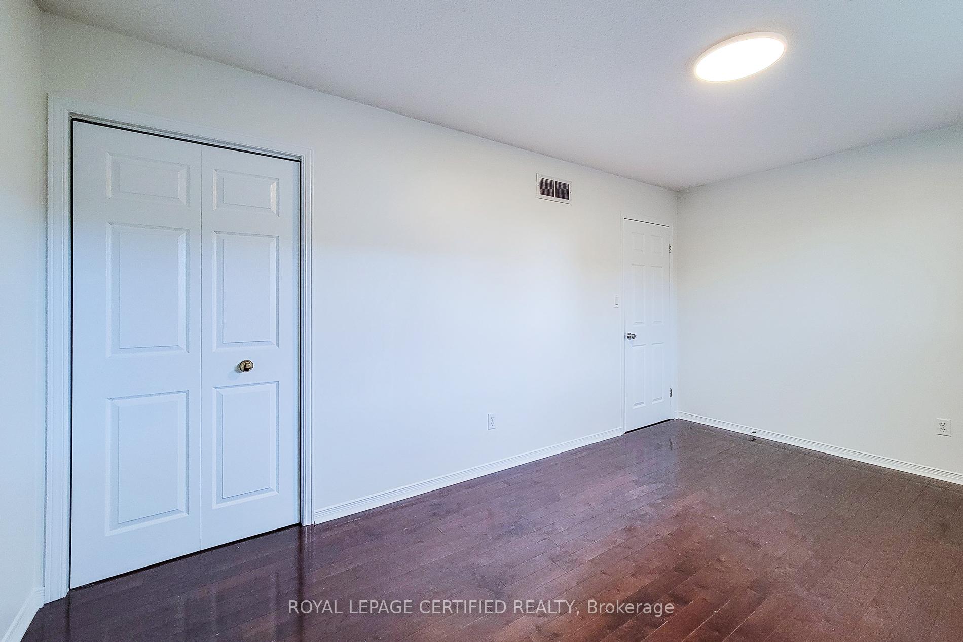Photo 32 of 482 Berkindale Drive N, Hamilton, Riverdale — HOMEH