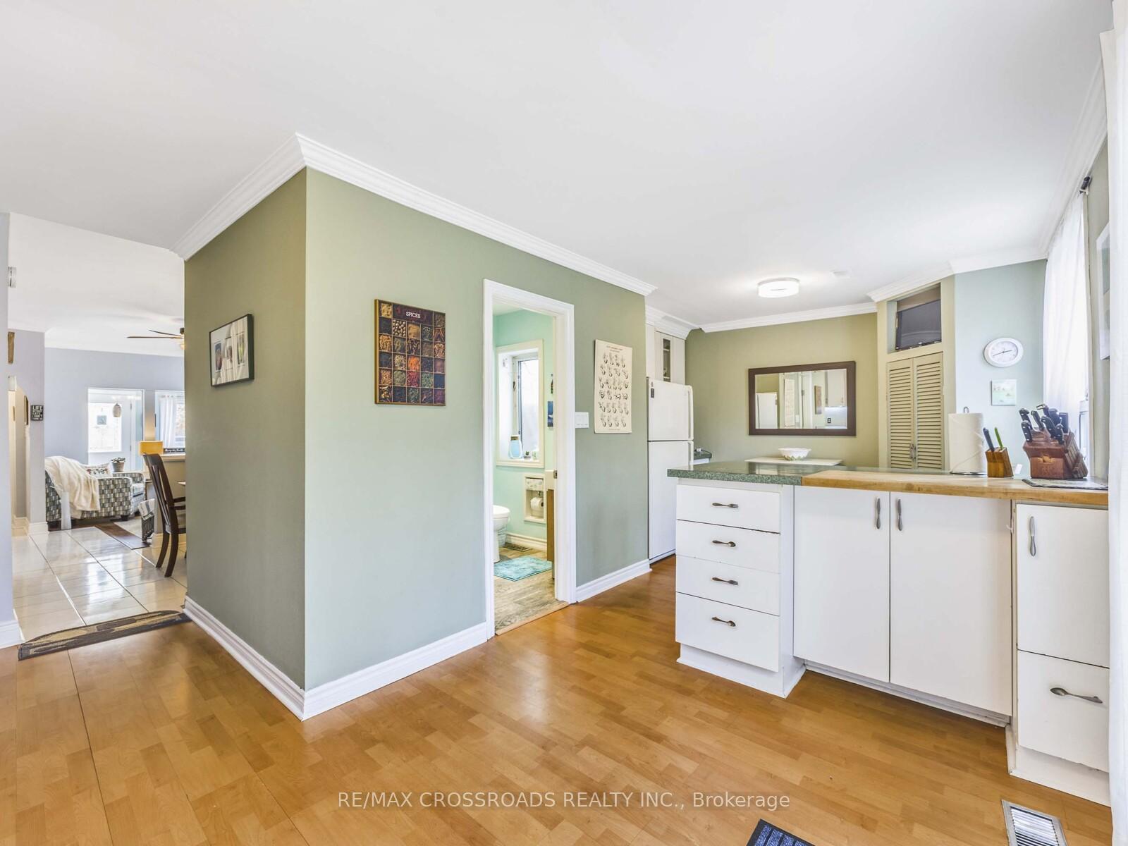 Photo 5 of 22 Ivy Avenue, Toronto, South Riverdale — HOMEH