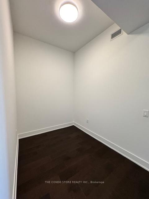 Photo 7 of Unit 805, 8 Manor Road W, Toronto, Yonge-Eglinton — HOMEH