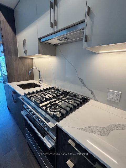 Photo 16 of Unit 805, 8 Manor Road W, Toronto, Yonge-Eglinton — HOMEH