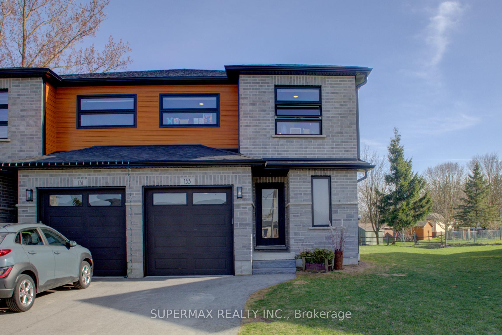Front of 133 jefferey Way S