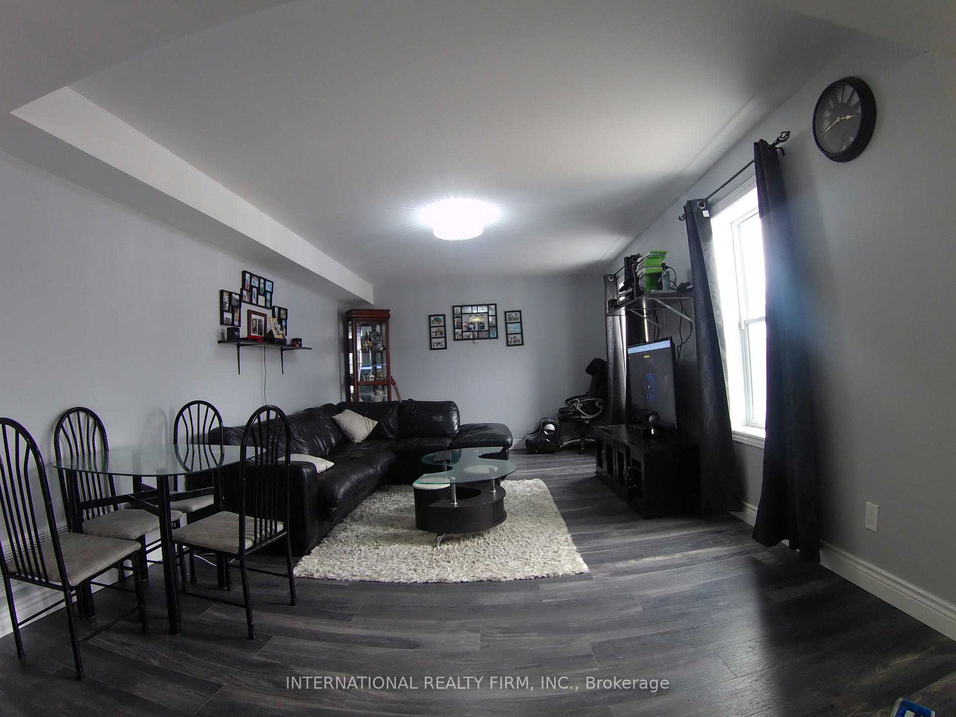 Photo 7 of 71 Everette Street N, Belleville, Belleville Ward — HOMEH