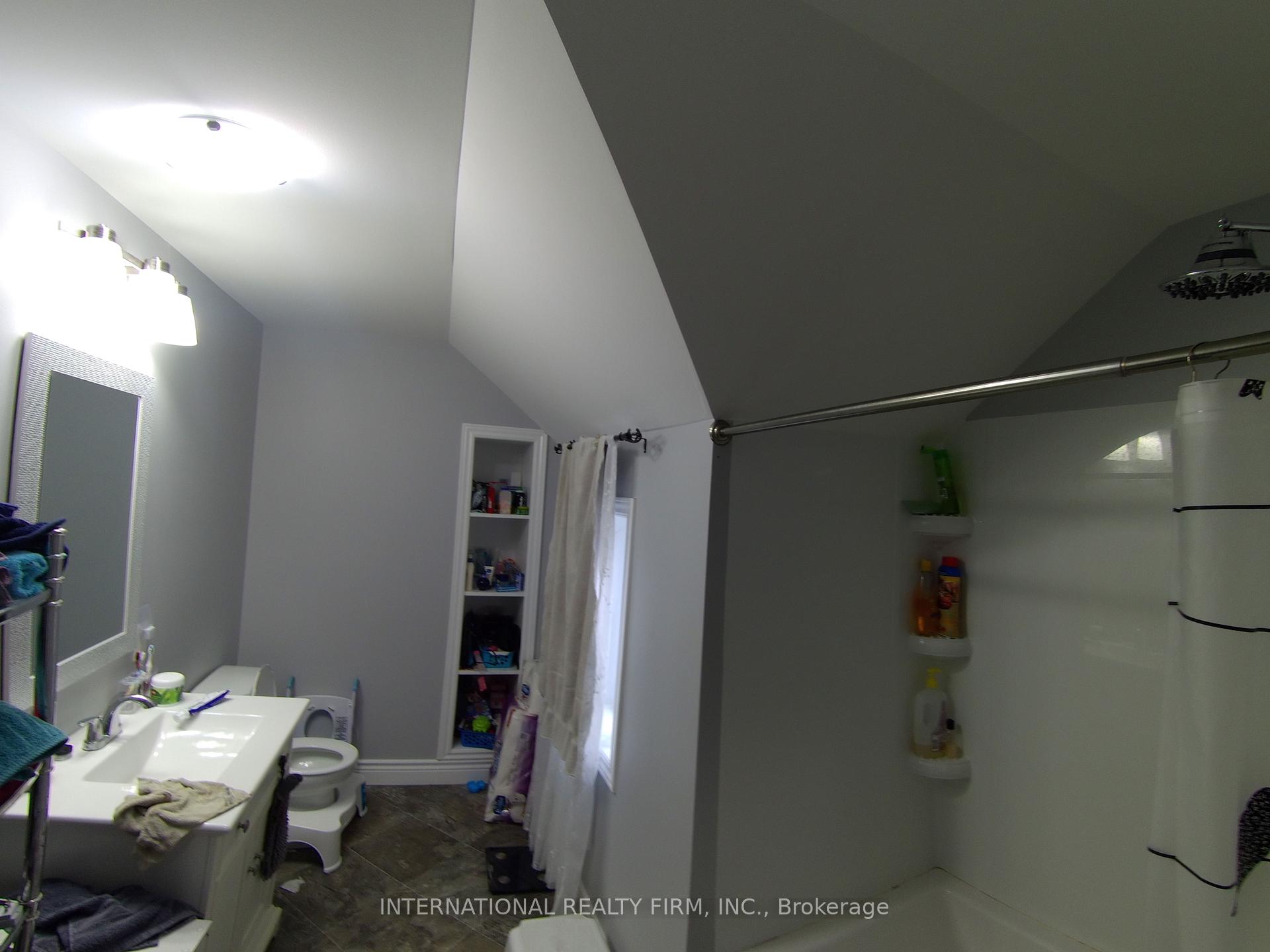 Photo 17 of 71 Everette Street N, Belleville, Belleville Ward — HOMEH