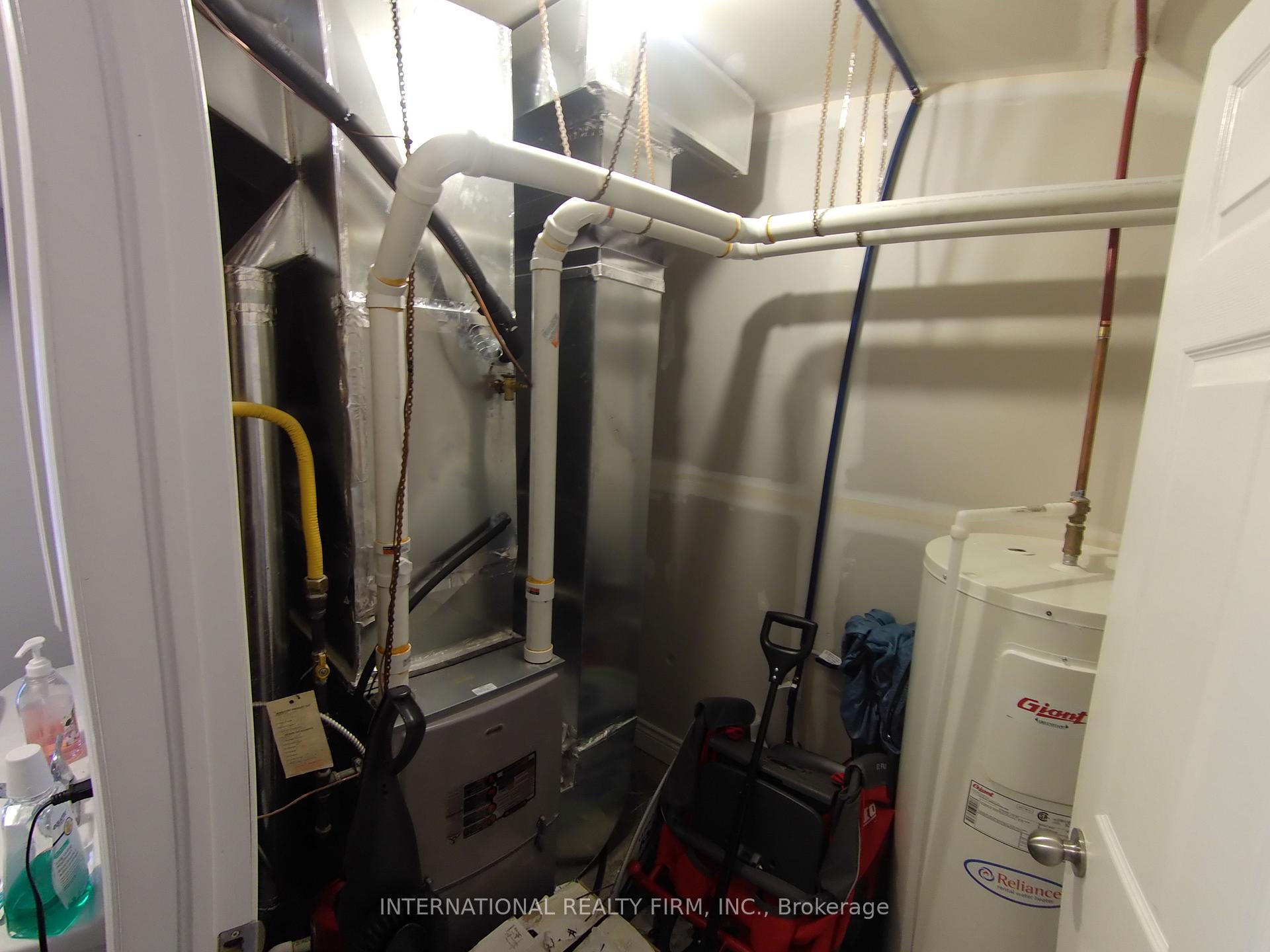 Photo 21 of 71 Everette Street N, Belleville, Belleville Ward — HOMEH