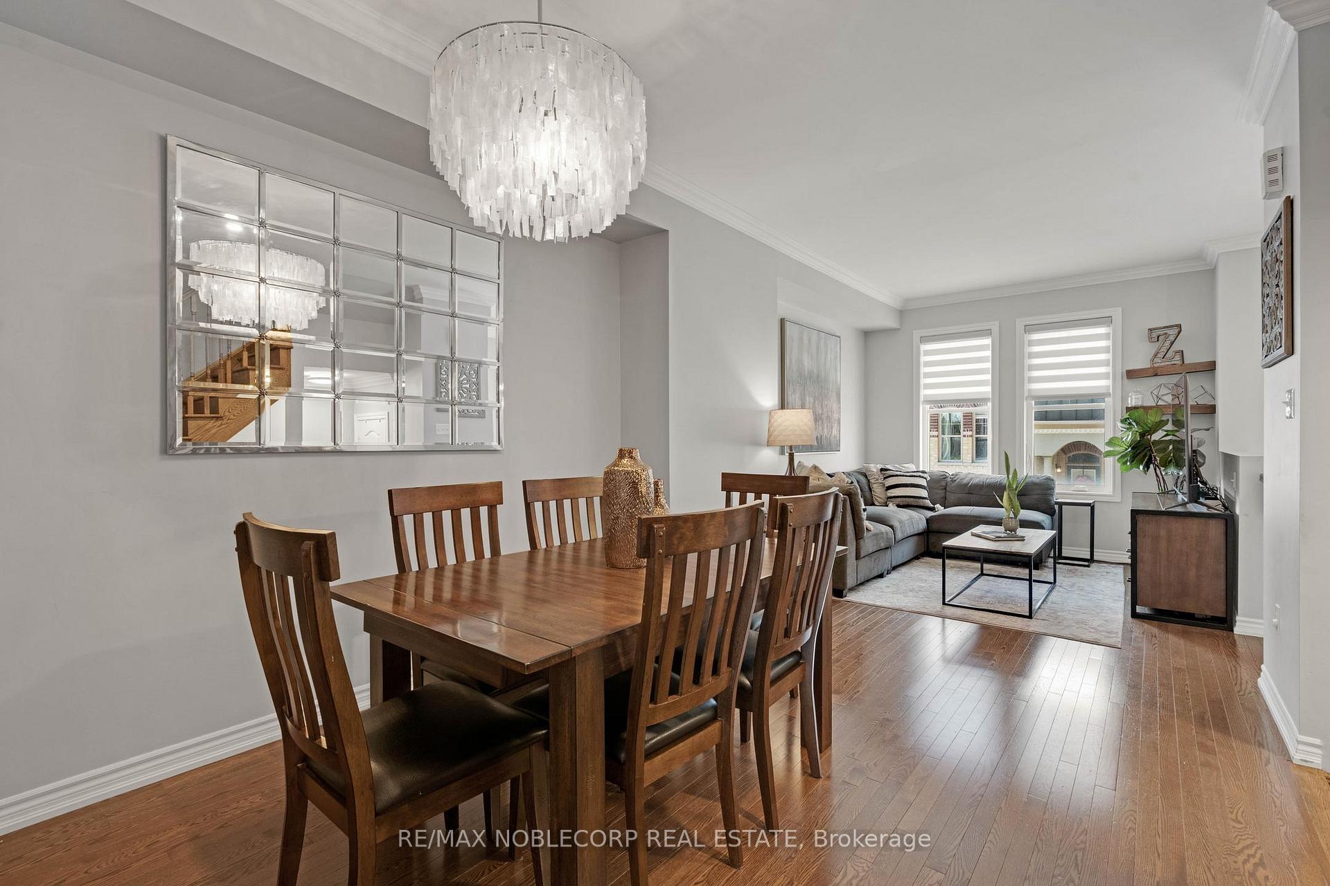 Photo 7 of Unit 45, 10 Porter Avenue W, Vaughan, West Woodbridge — HOMEH