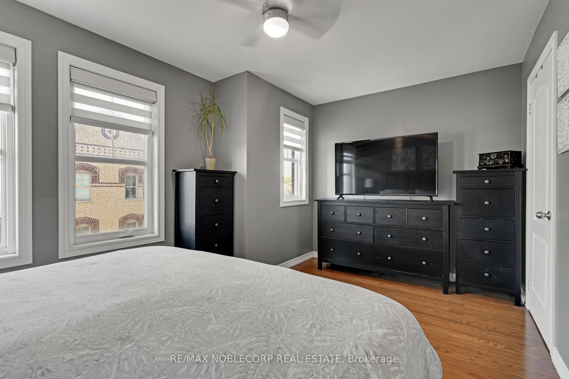 Photo 20 of Unit 45, 10 Porter Avenue W, Vaughan, West Woodbridge — HOMEH