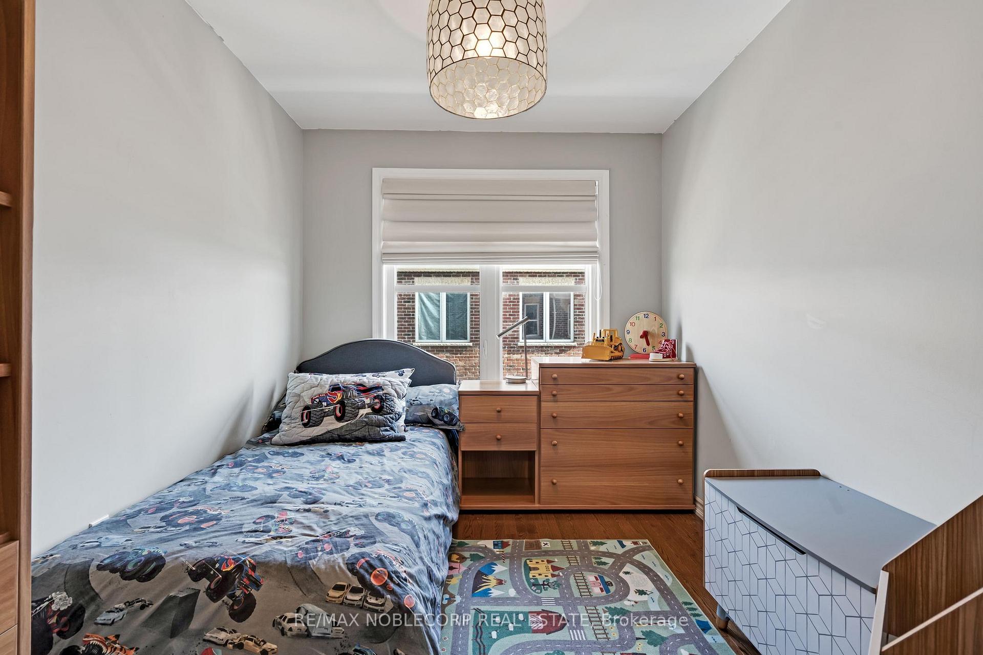 Photo 33 of Unit 45, 10 Porter Avenue W, Vaughan, West Woodbridge — HOMEH