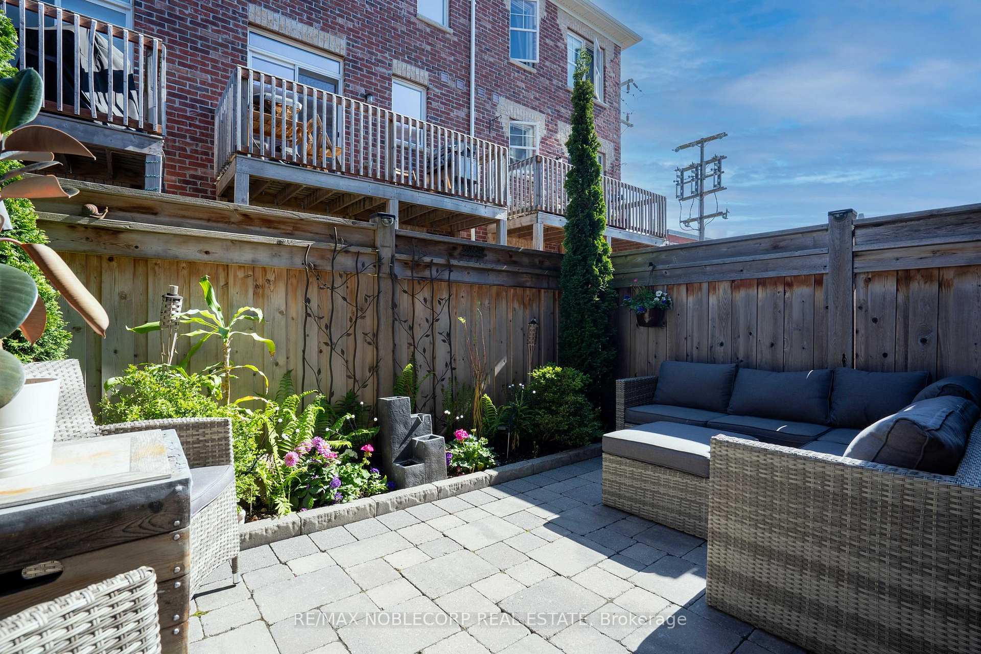 Photo 37 of Unit 45, 10 Porter Avenue W, Vaughan, West Woodbridge — HOMEH