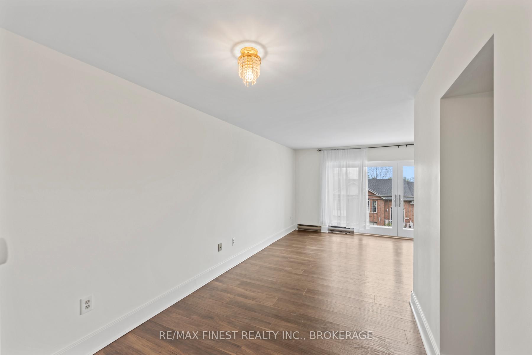 Photo 7 of Unit 303, 2 Bay Street, Kingston, East of Sir John A. Blvd — HOMEH