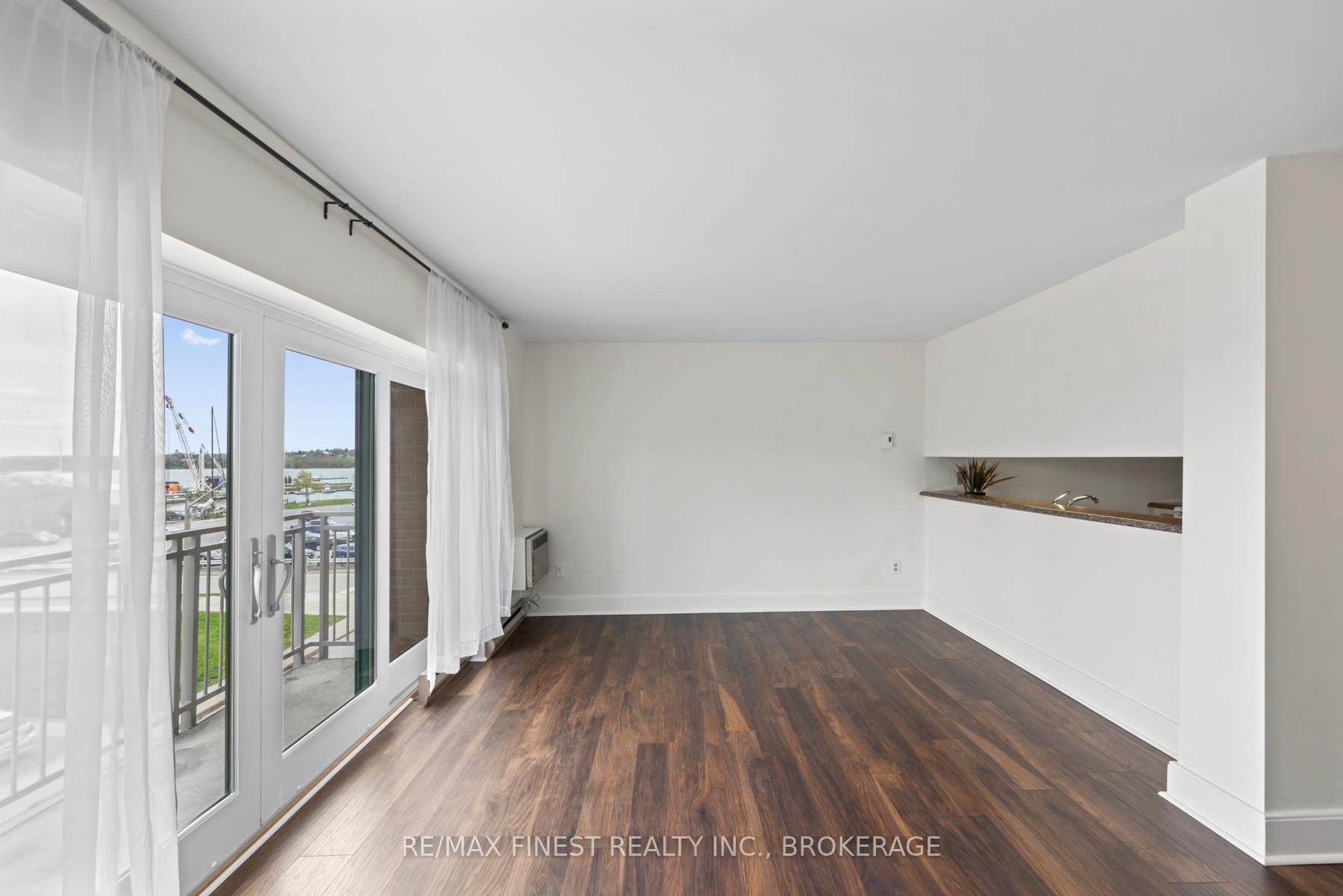 Photo 11 of Unit 303, 2 Bay Street, Kingston, East of Sir John A. Blvd — HOMEH