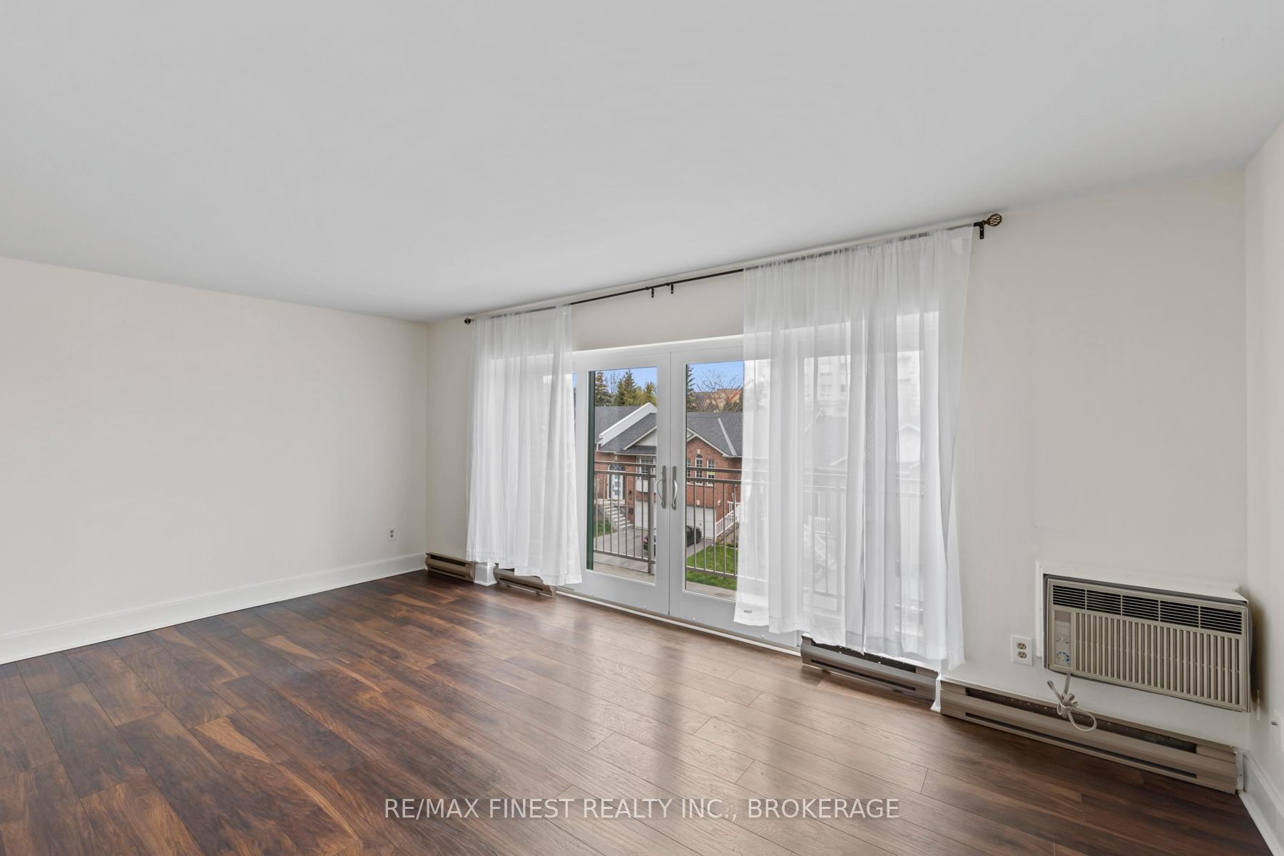 Photo 12 of Unit 303, 2 Bay Street, Kingston, East of Sir John A. Blvd — HOMEH