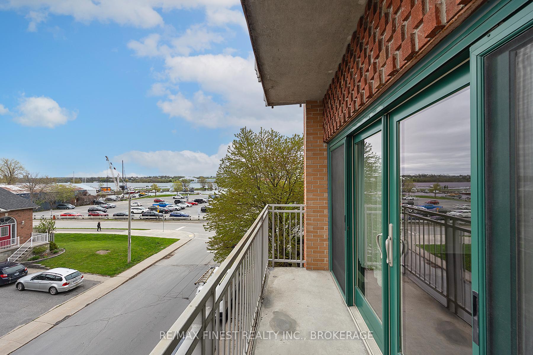 Photo 18 of Unit 303, 2 Bay Street, Kingston, East of Sir John A. Blvd — HOMEH