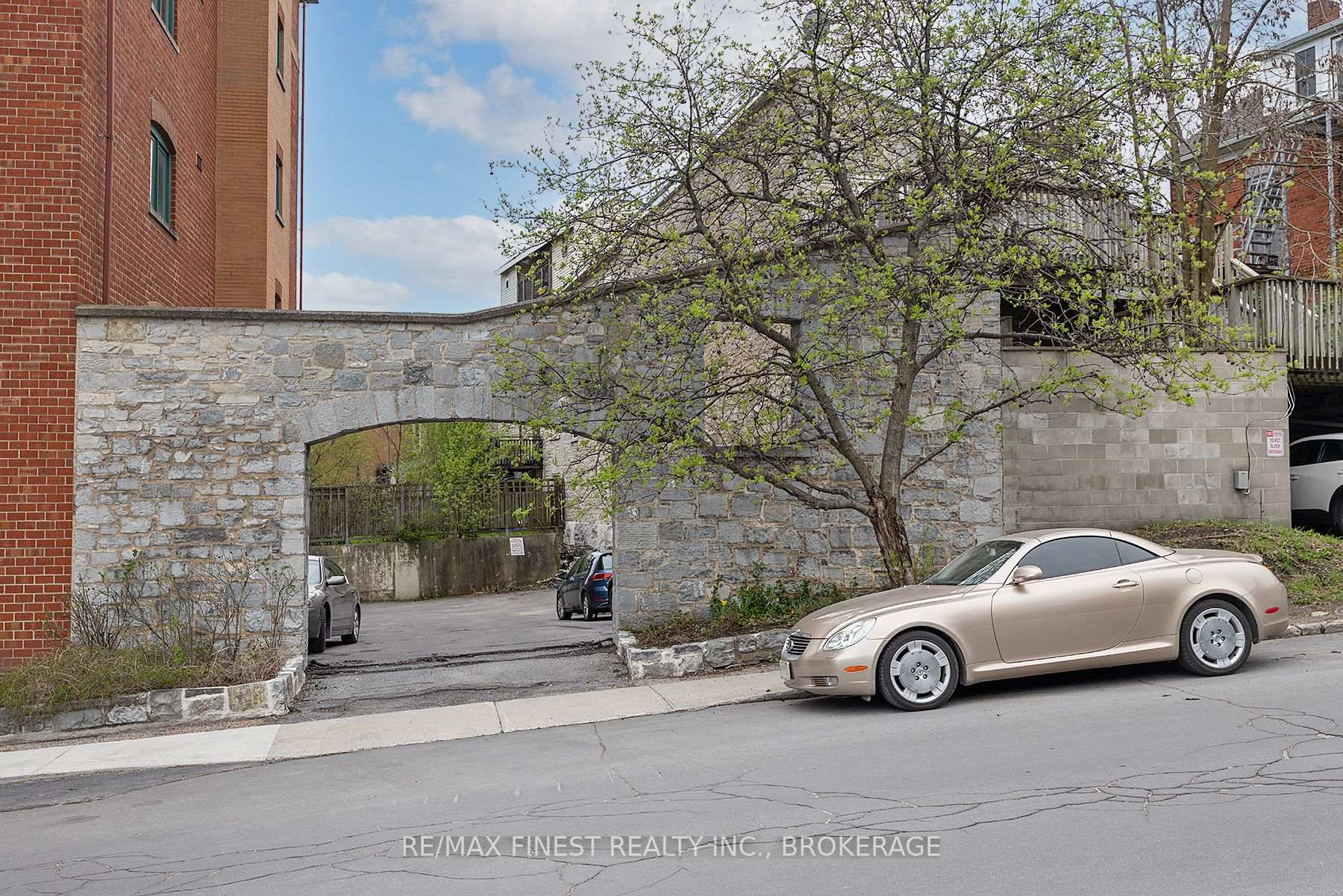 Photo 42 of Unit 303, 2 Bay Street, Kingston, East of Sir John A. Blvd — HOMEH