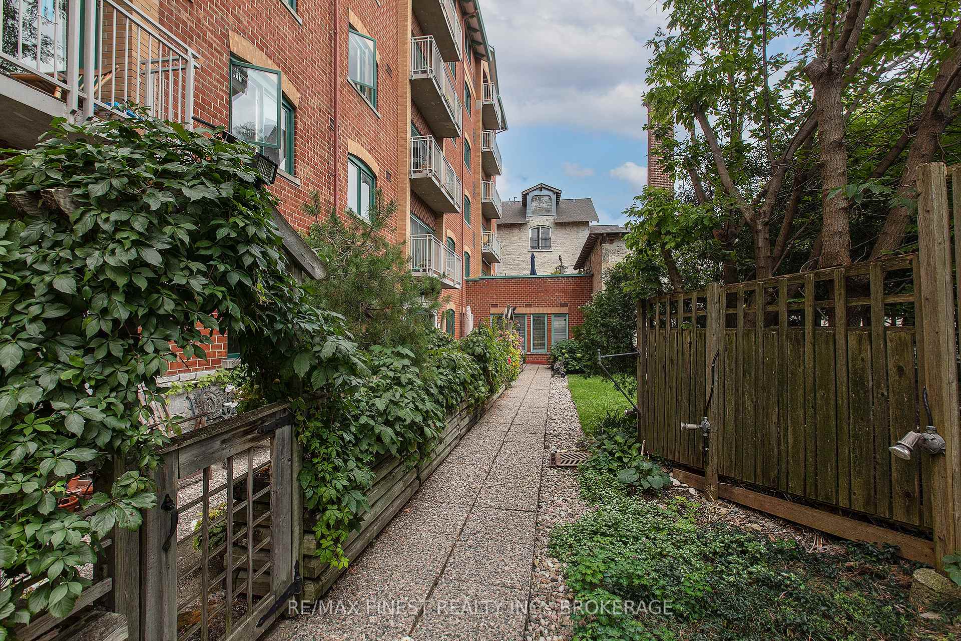 Photo 46 of Unit 303, 2 Bay Street, Kingston, East of Sir John A. Blvd — HOMEH