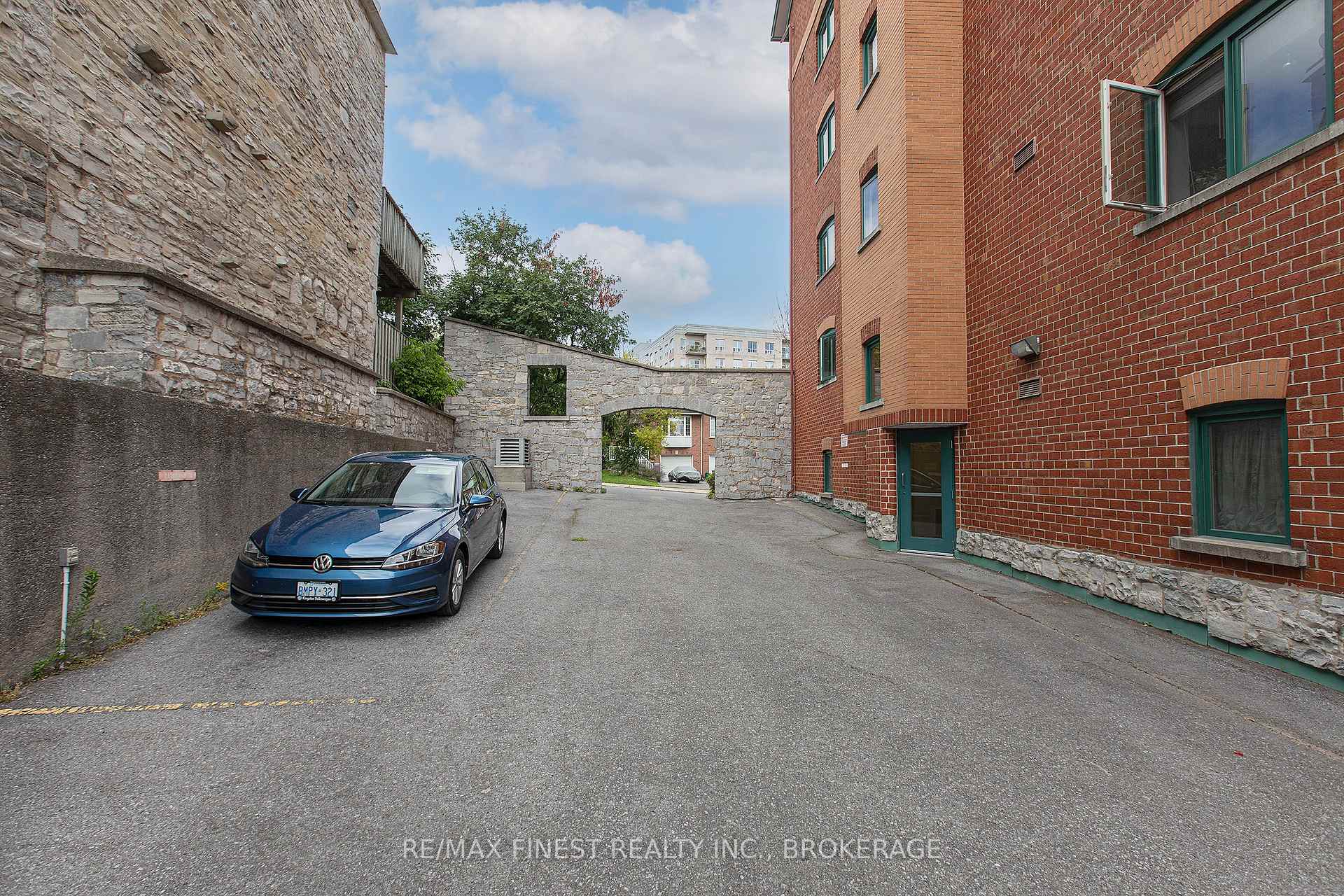 Photo 47 of Unit 303, 2 Bay Street, Kingston, East of Sir John A. Blvd — HOMEH