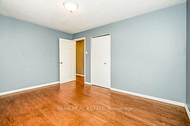Photo 5 of 698 West 5th Street W, Hamilton, Yeoville — HOMEH