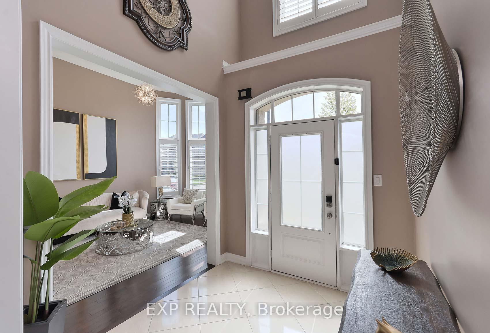 Photo 11 of 16 Chilliwack Grove, Brampton, Credit Valley — HOMEH