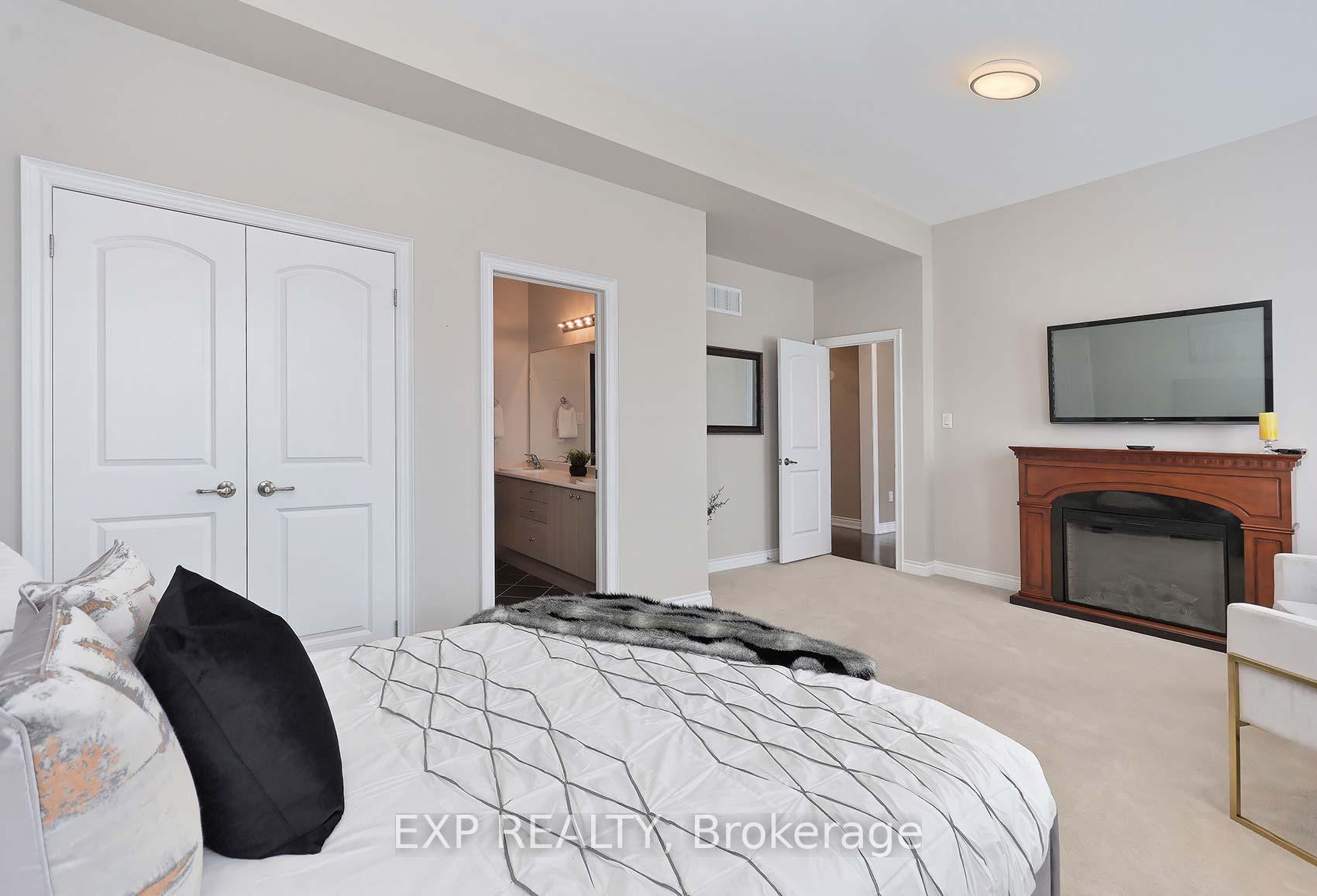 Photo 29 of 16 Chilliwack Grove, Brampton, Credit Valley — HOMEH