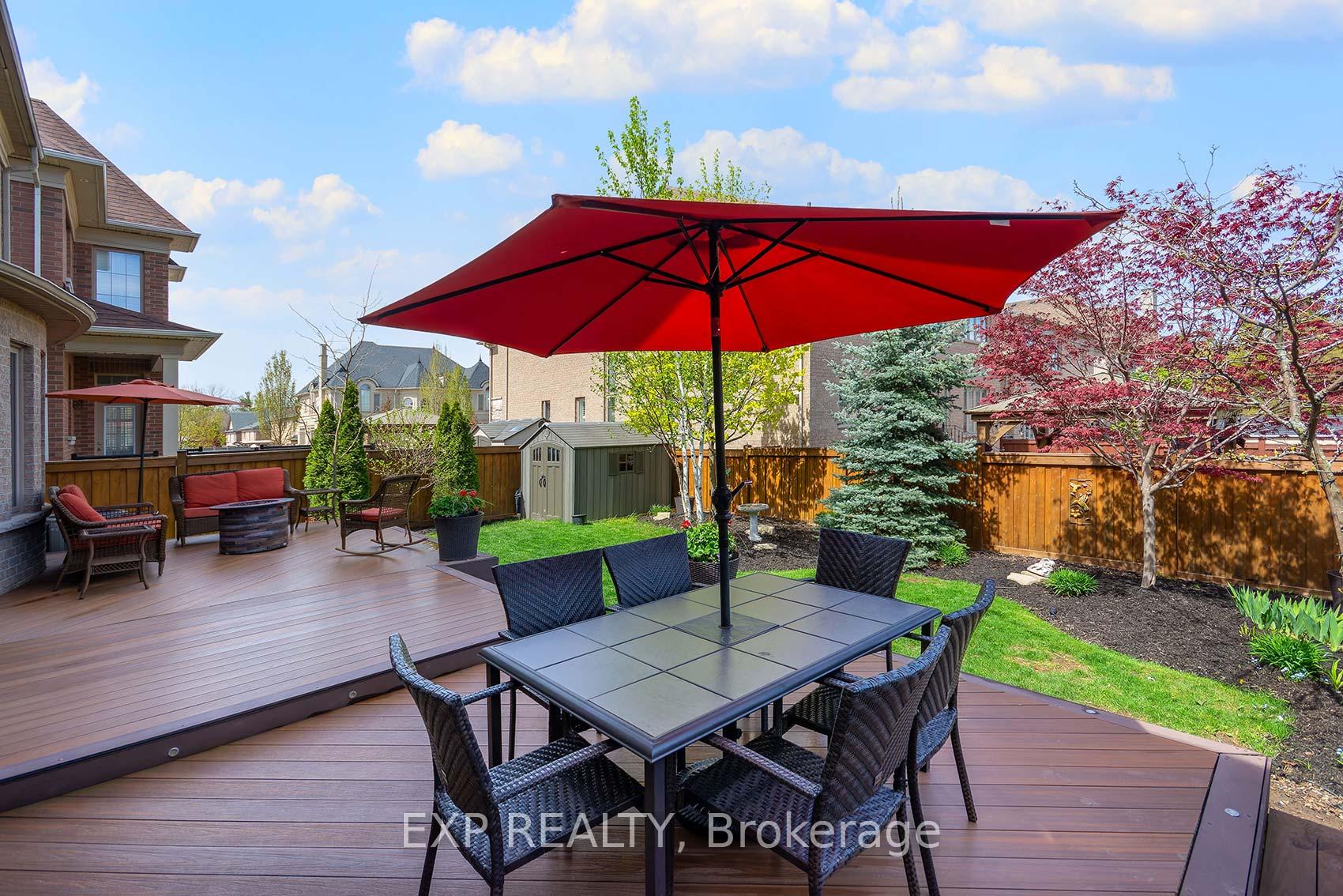 Photo 40 of 16 Chilliwack Grove, Brampton, Credit Valley — HOMEH