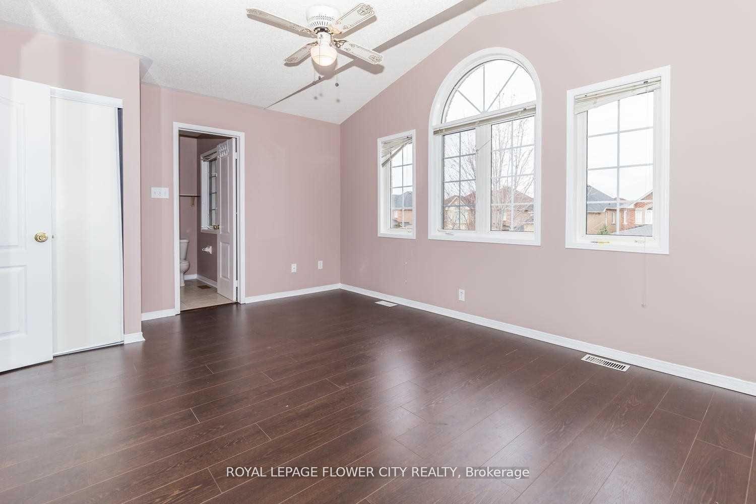 Photo 8 of 63 Orchid Drive, Brampton, Northwest Brampton — HOMEH