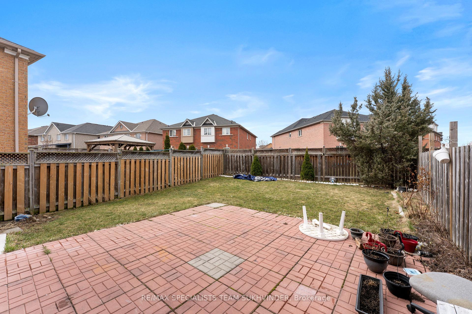 Photo 31 of 26 Seed Court, Brampton, Fletcher's Creek Village — HOMEH