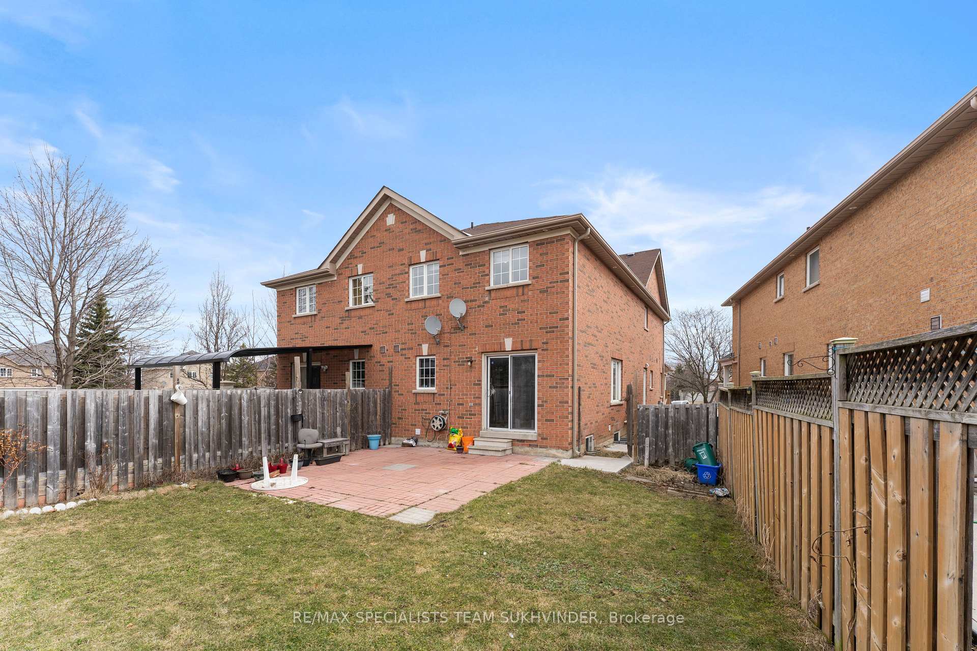 Photo 44 of 26 Seed Court, Brampton, Fletcher's Creek Village — HOMEH