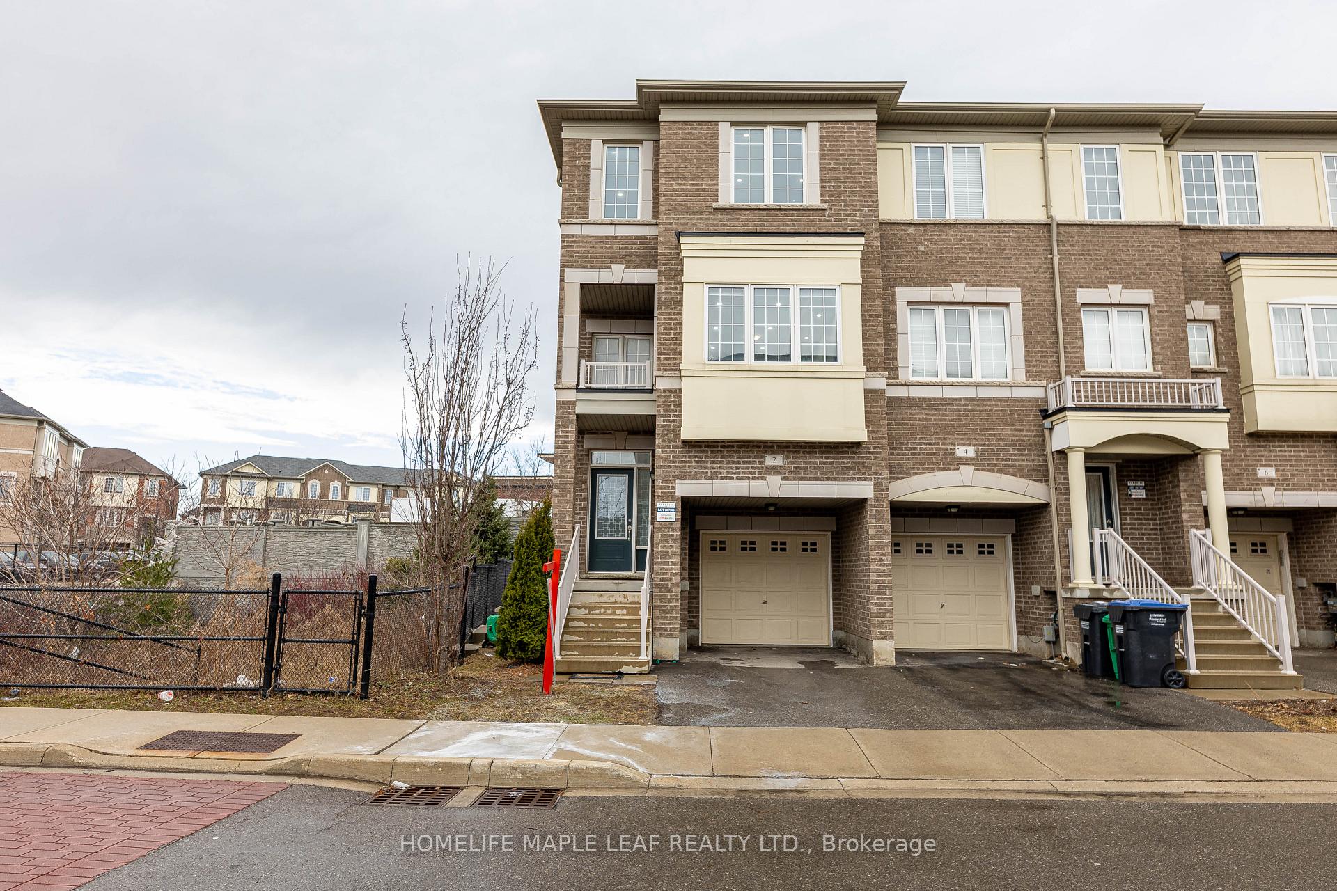 Front of 2 Cedarland Road