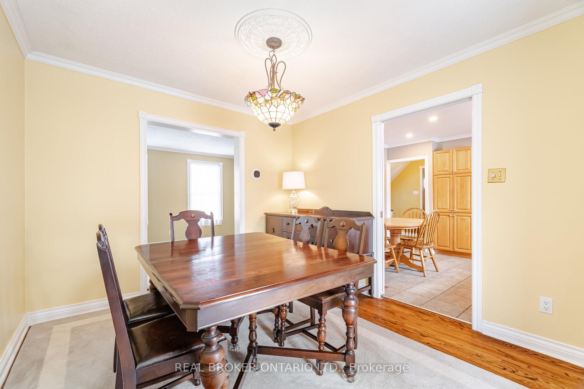 Photo 13 of 28 Parkview Place, Brampton, Brampton East — HOMEH
