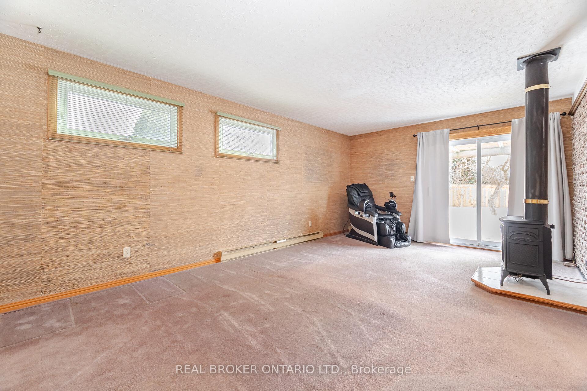 Photo 22 of 28 Parkview Place, Brampton, Brampton East — HOMEH