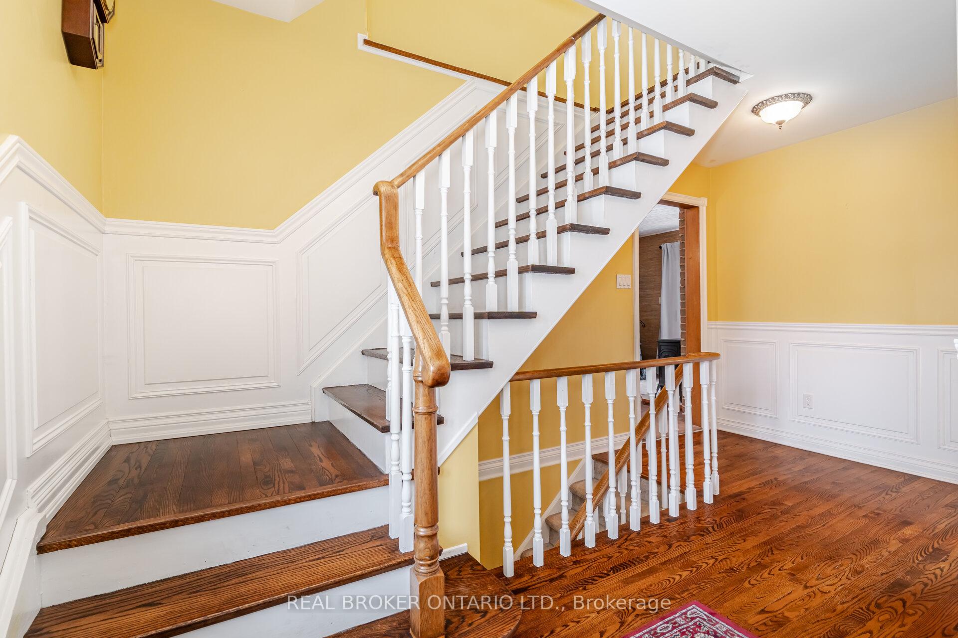 Photo 19 of 28 Parkview Place, Brampton, Brampton East — HOMEH