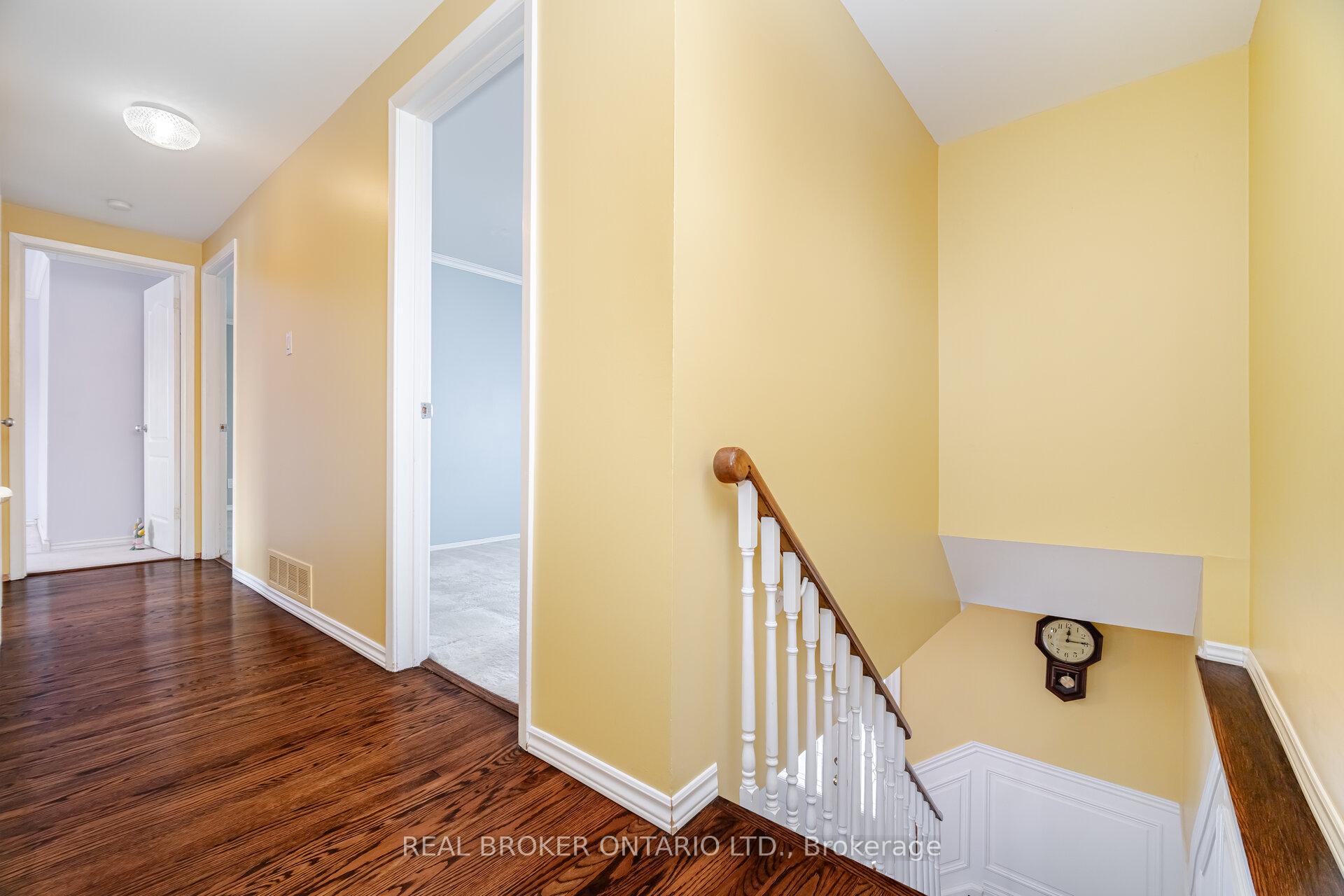 Photo 20 of 28 Parkview Place, Brampton, Brampton East — HOMEH