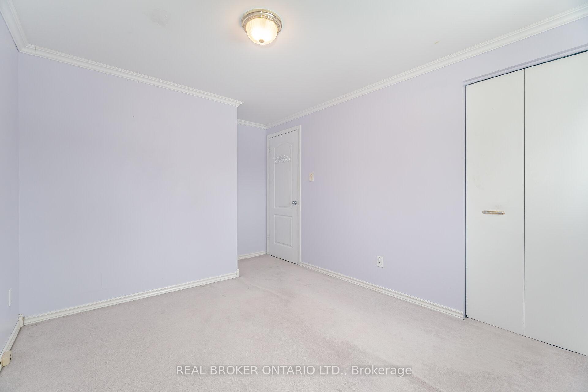 Photo 23 of 28 Parkview Place, Brampton, Brampton East — HOMEH