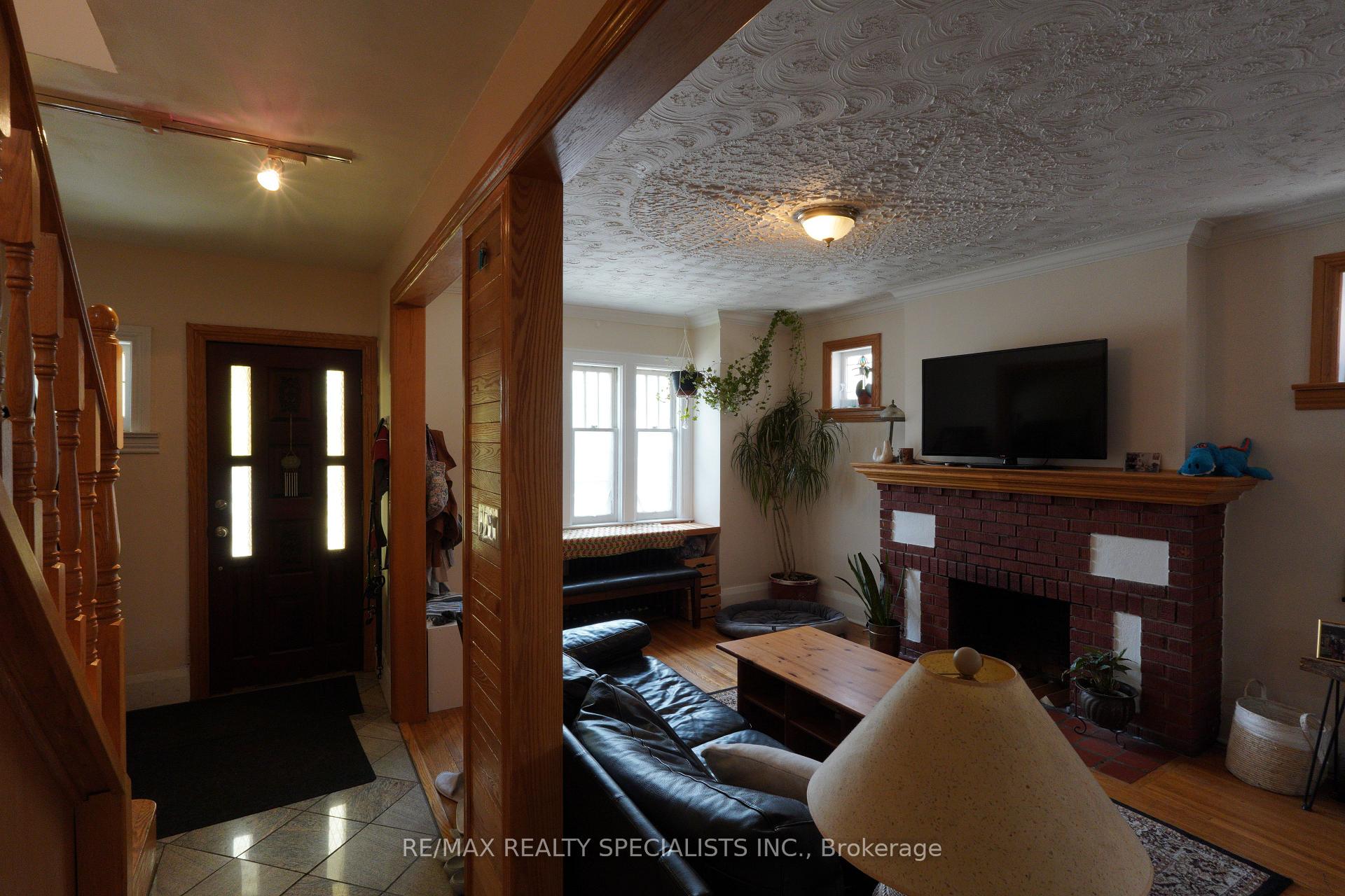 Photo 9 of 201 Oakwood Avenue, Toronto, Oakwood Village — HOMEH