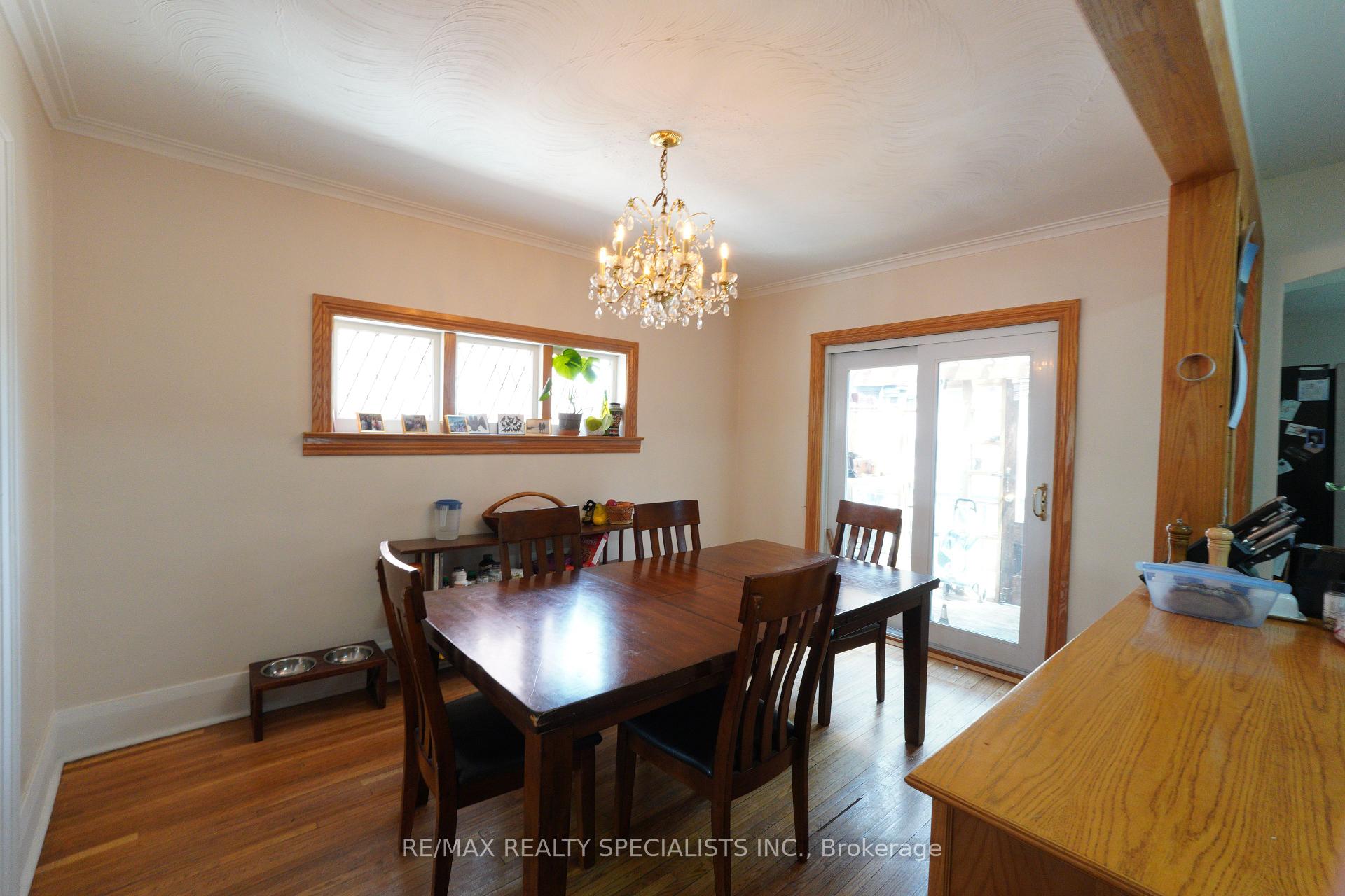 Photo 8 of 201 Oakwood Avenue, Toronto, Oakwood Village — HOMEH