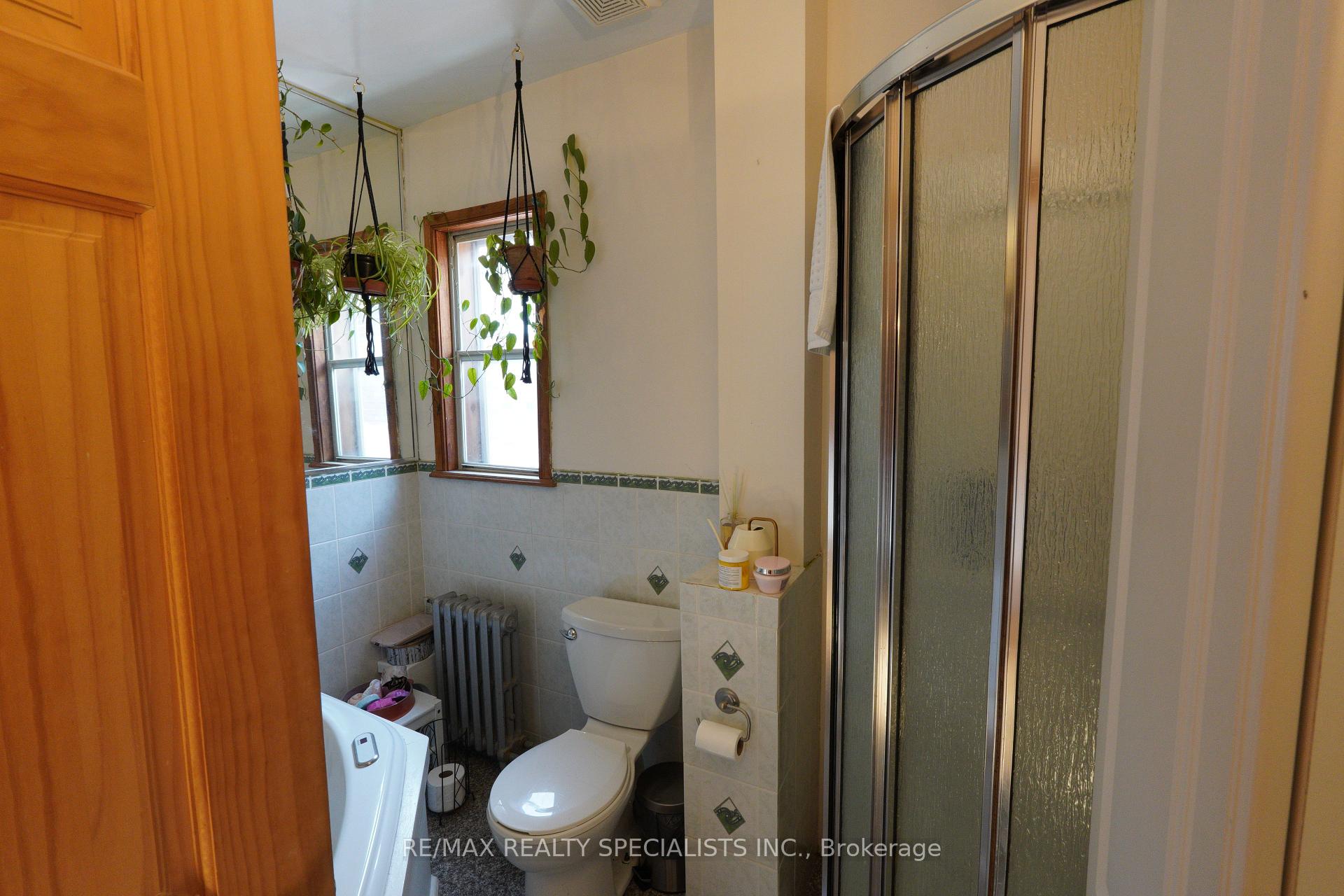 Photo 23 of 201 Oakwood Avenue, Toronto, Oakwood Village — HOMEH